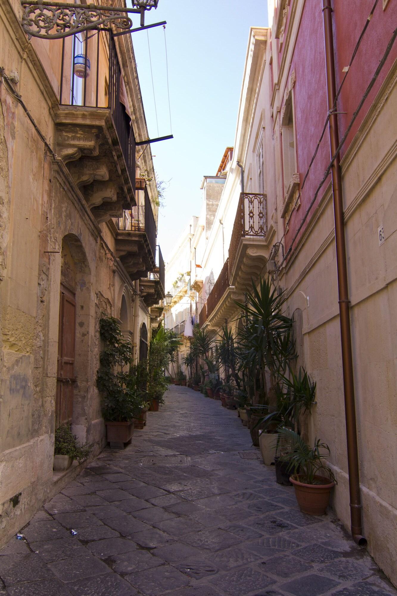 Fish bar La Via Della Giudecca by null