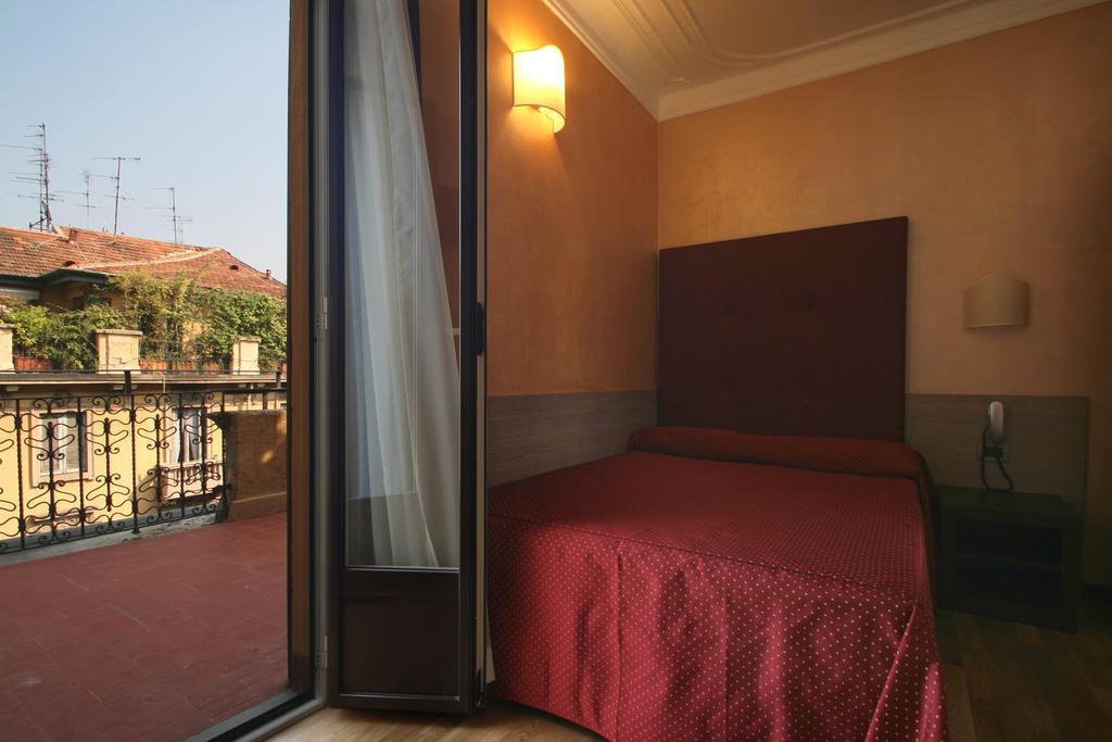 Hotel Panizza - photo