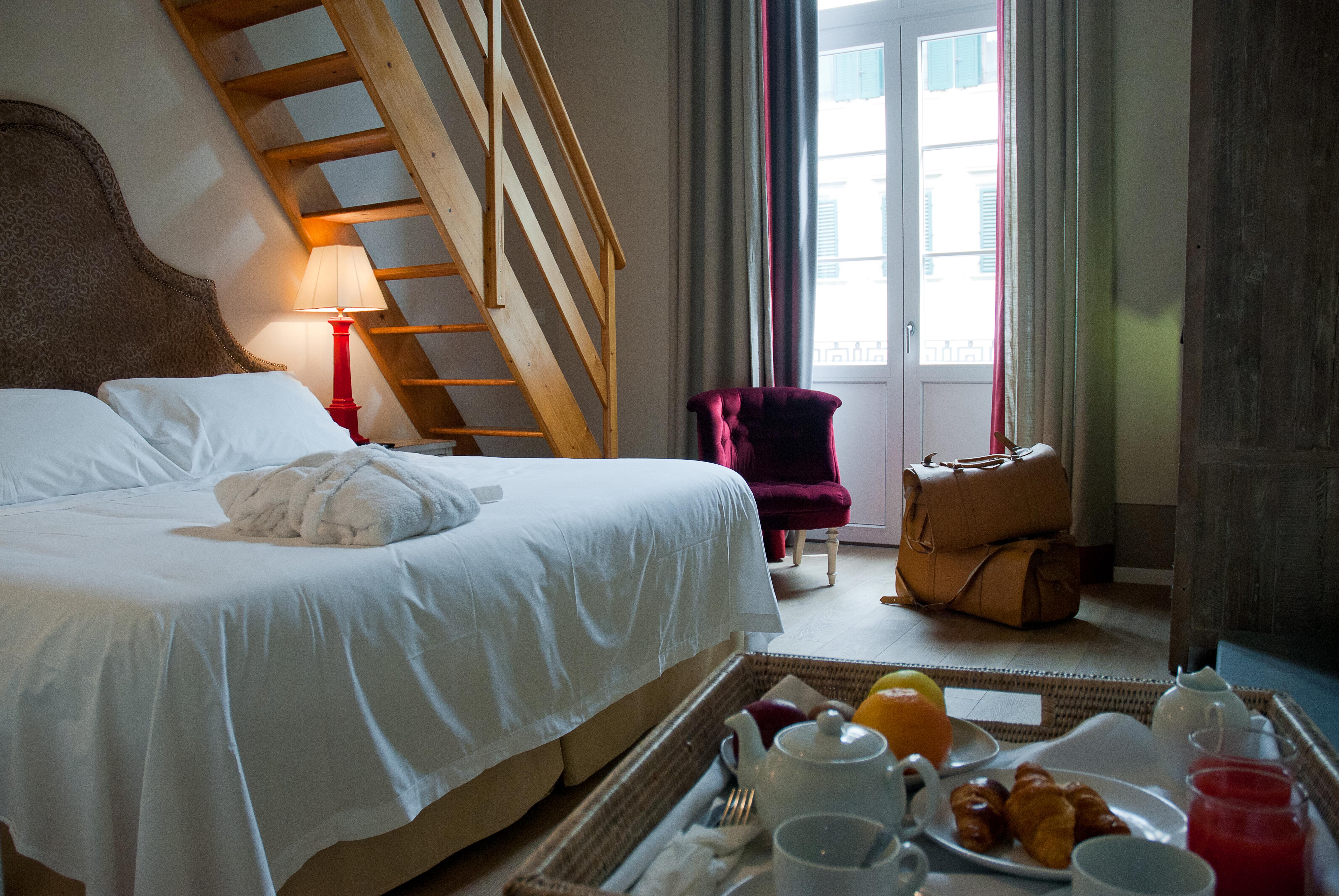 Black 5 Florence Suite