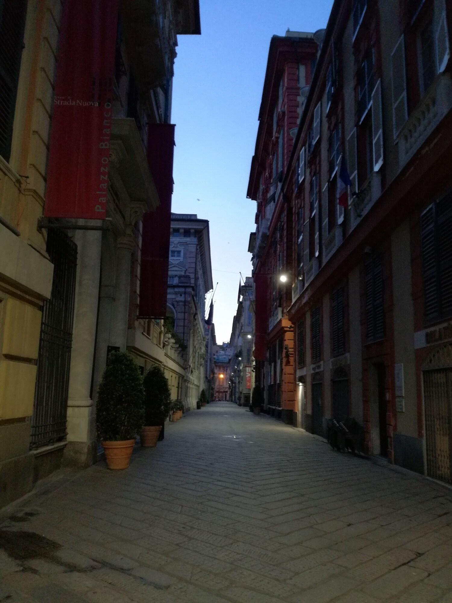 Hotel Cairoli