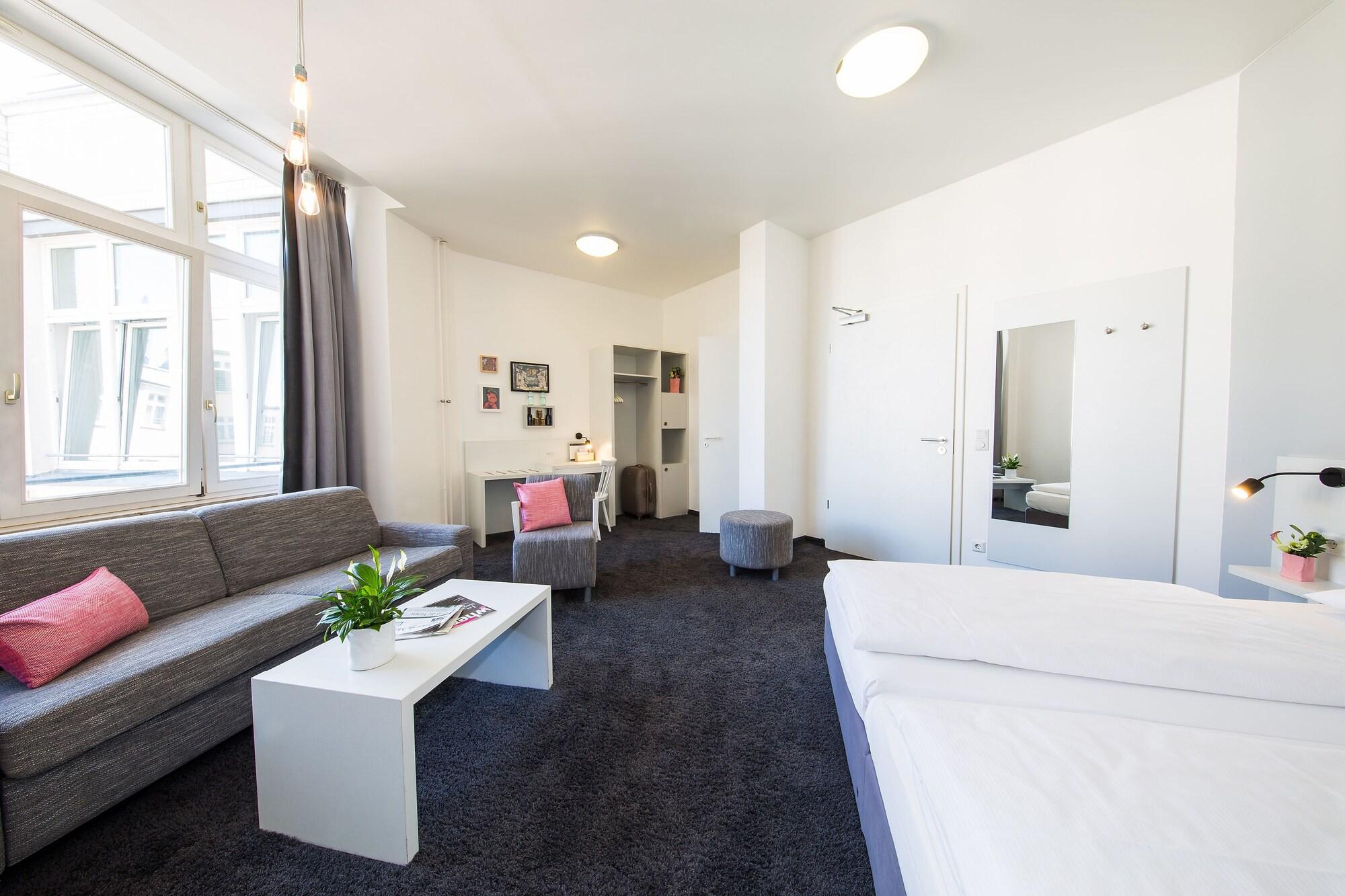 CALMA Berlin Mitte by little BIG hotels by null