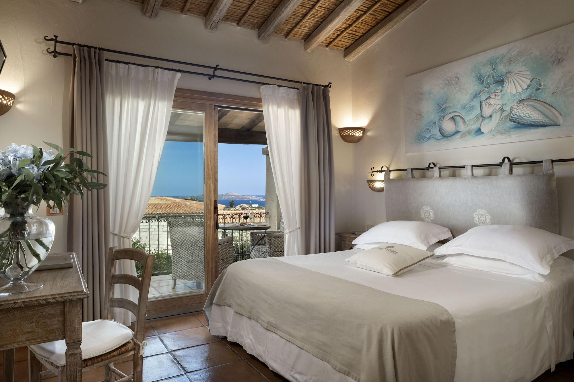 Li Finistreddi Exclusive Country Retreat by null
