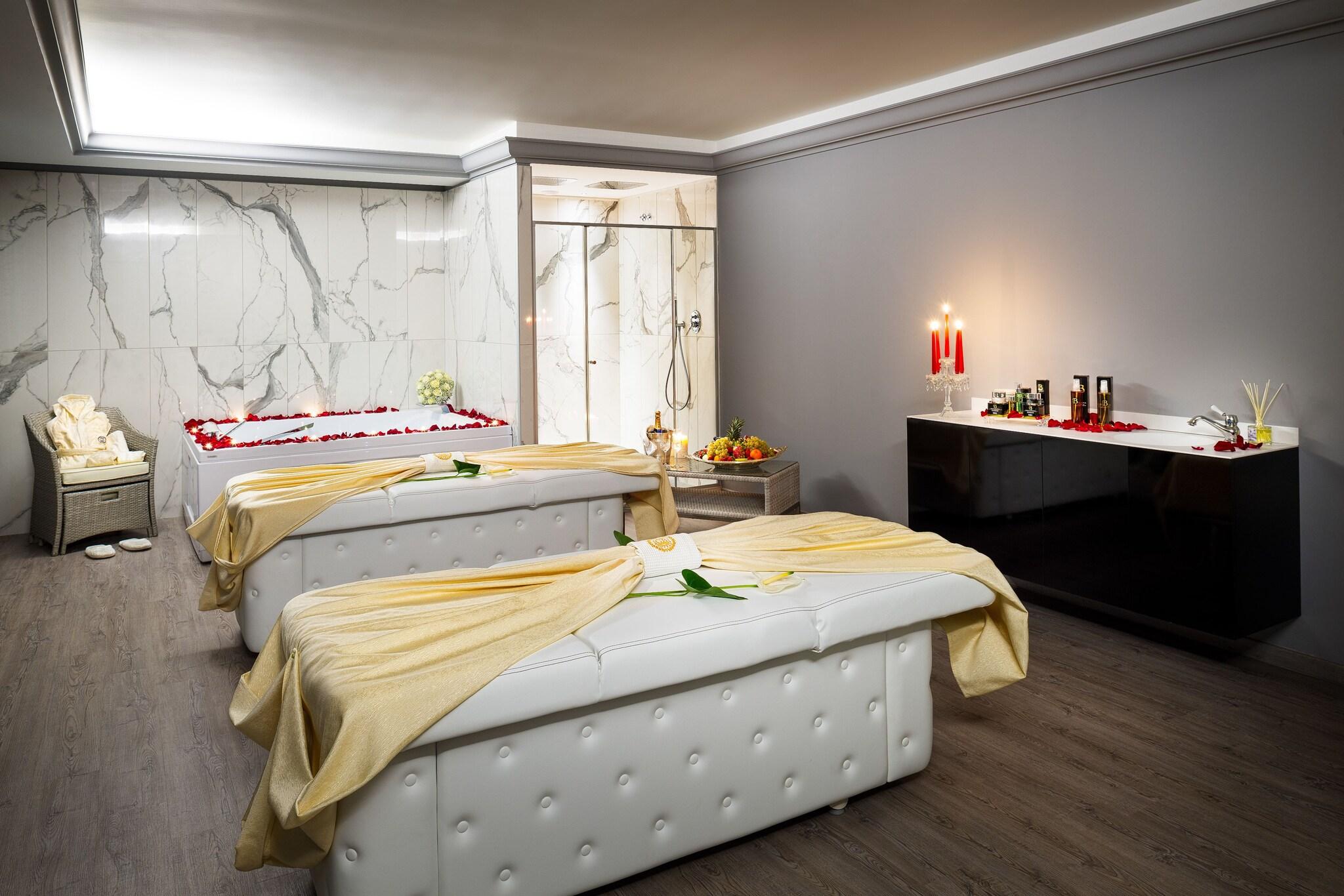 Abano Grand Hotel by null