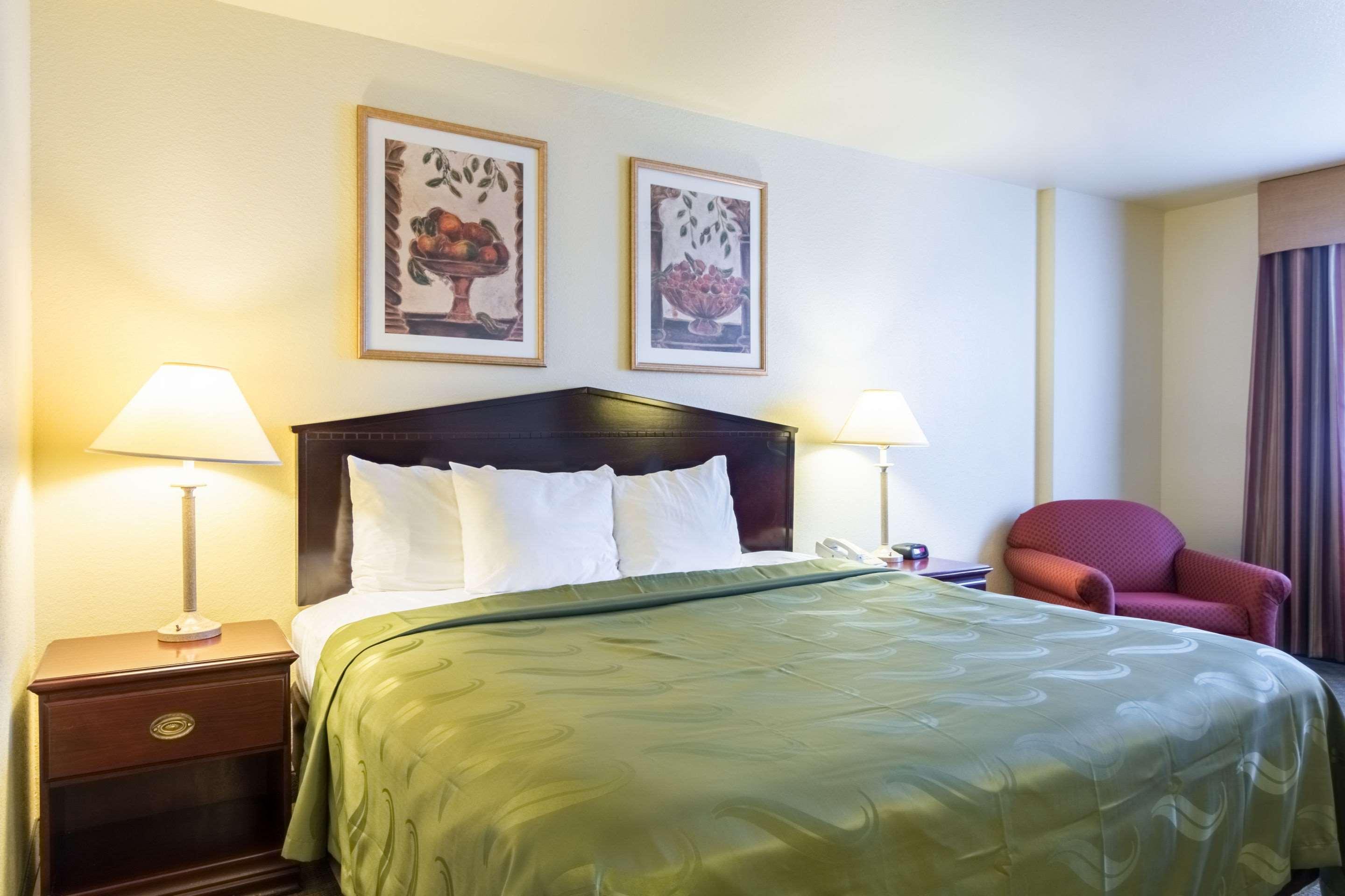 Quality Inn & Suites Alma - Fort Smith Northeast