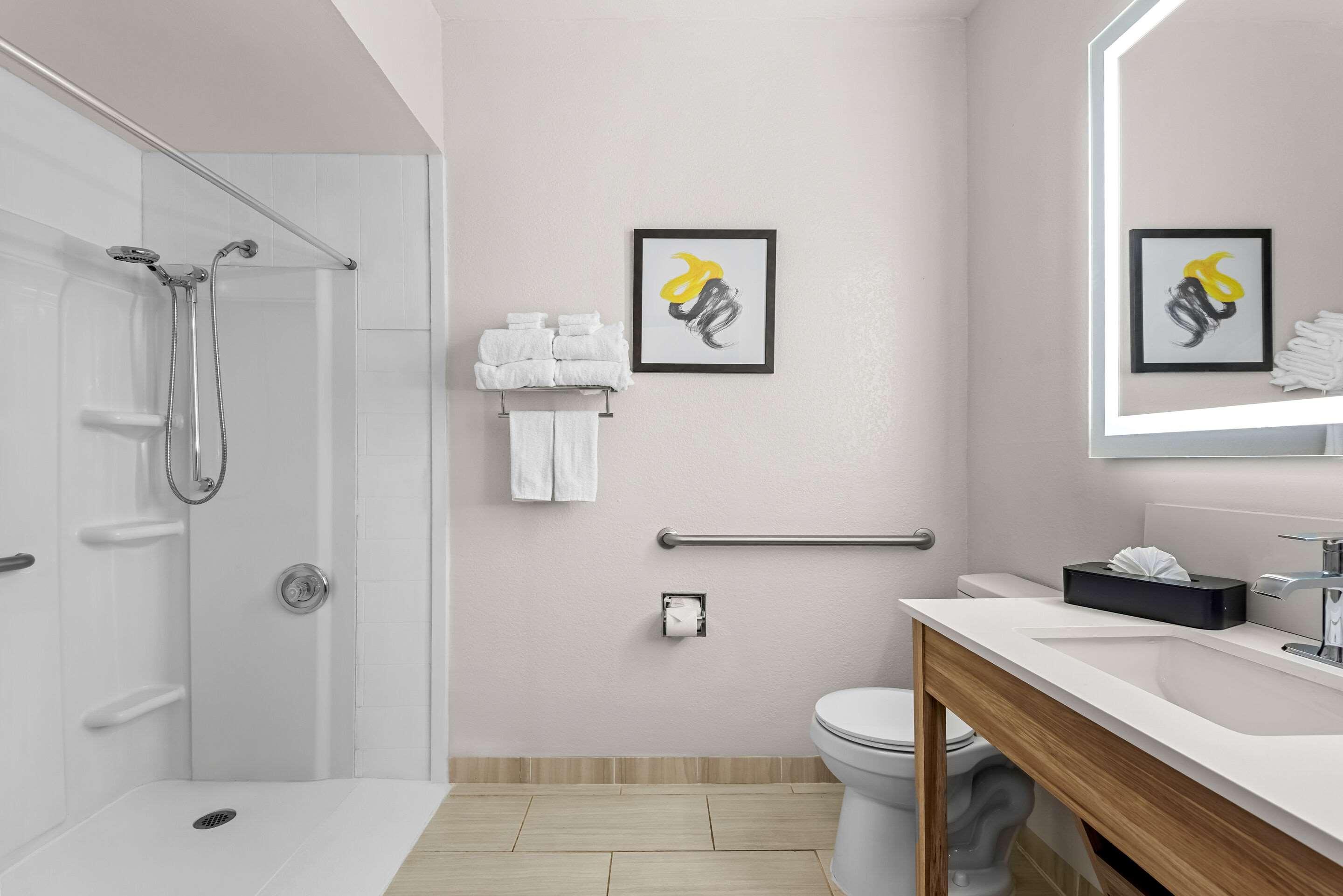 Quality Inn & Suites Denver North - Westminster