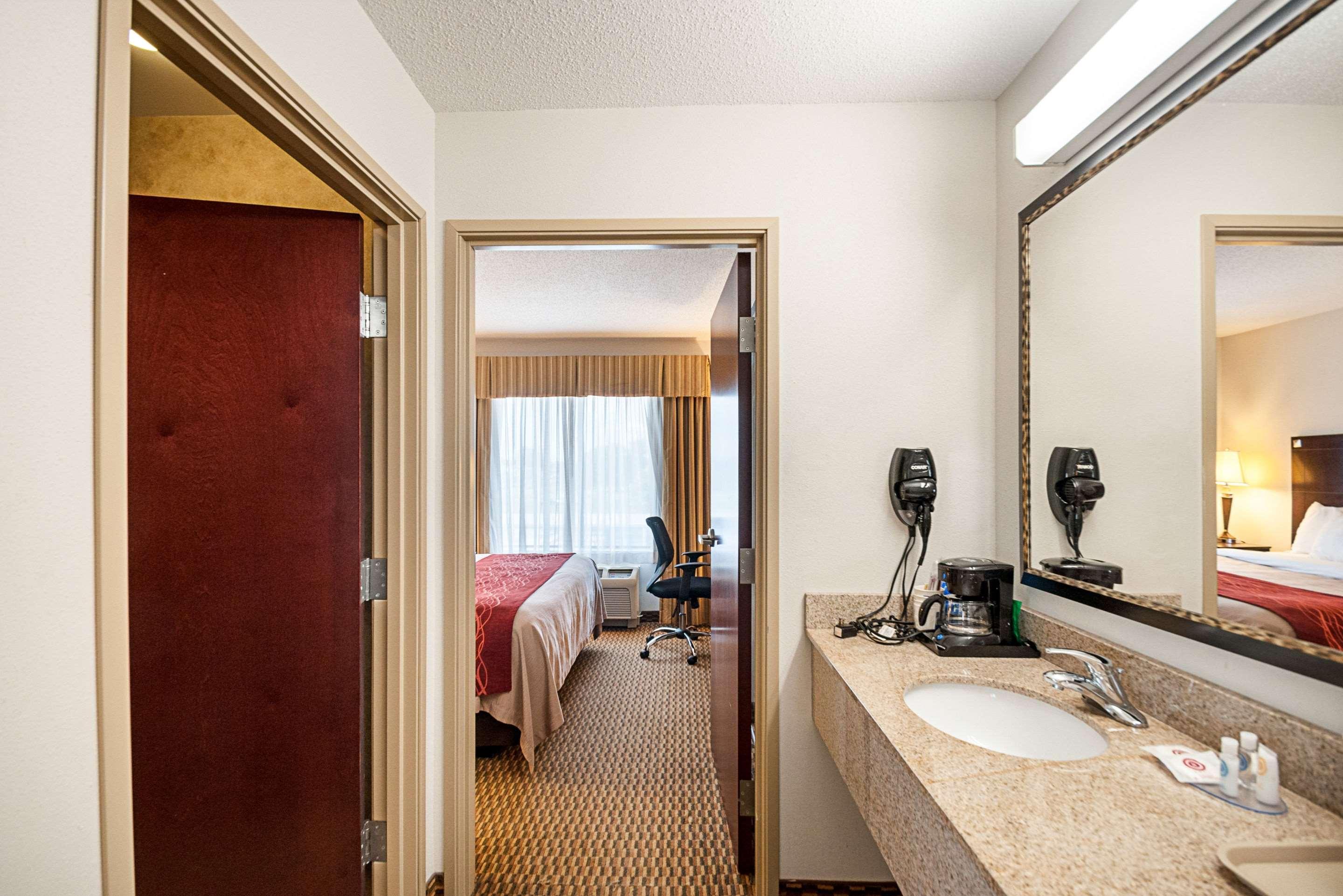 Comfort Inn & Suites Cambridge