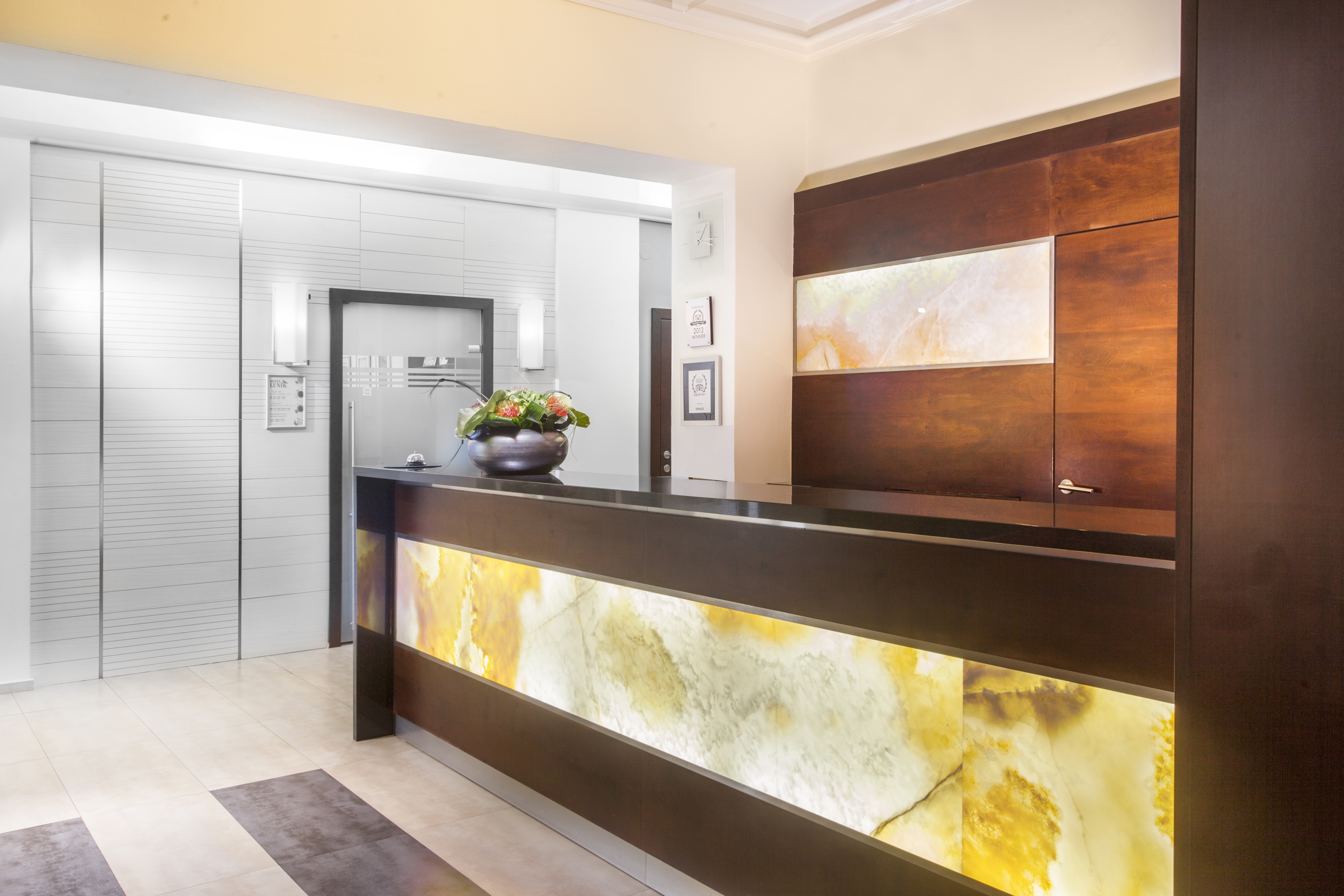 Hotel Lunik by null