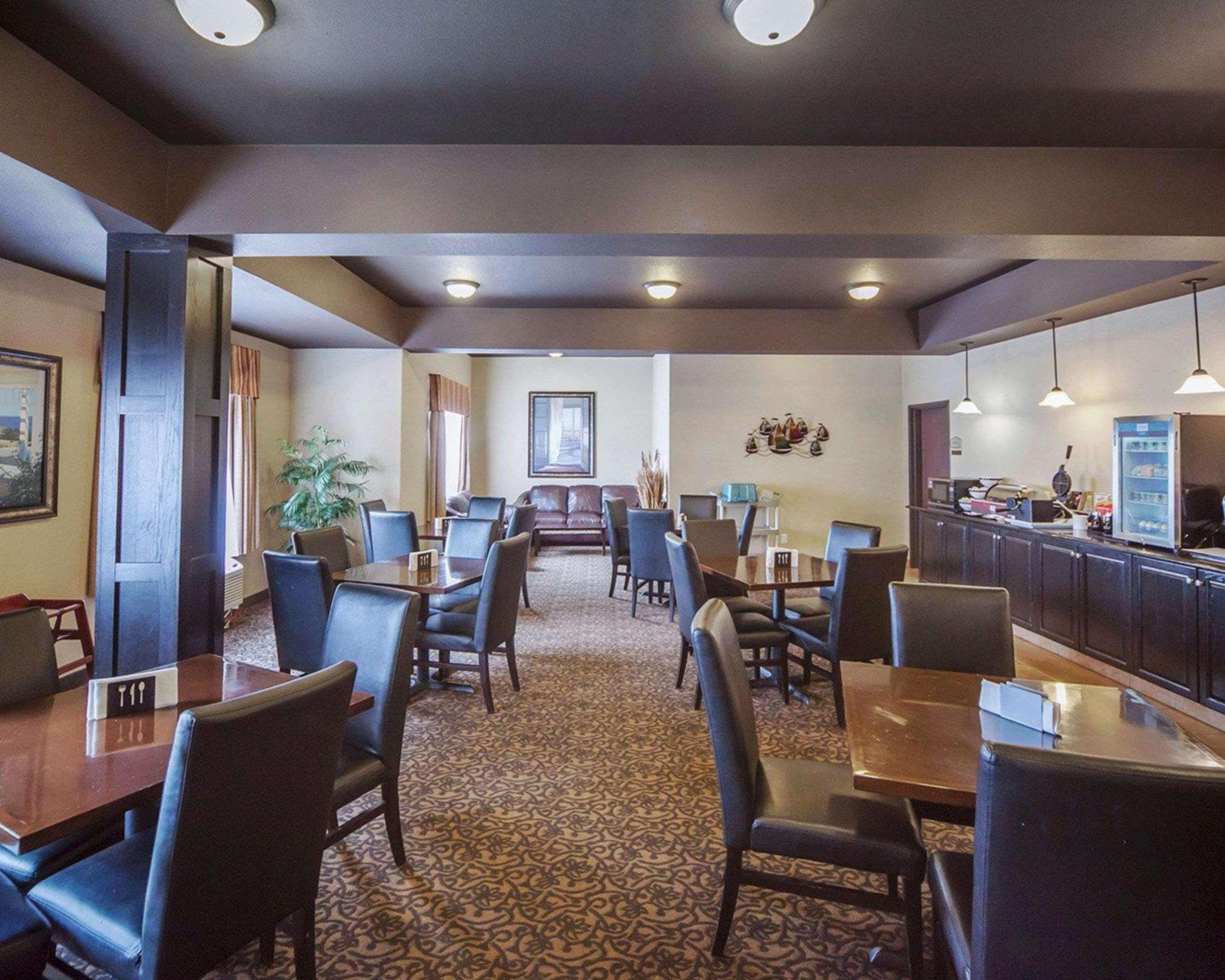 Prairie Moon Inn Sylvan Lake