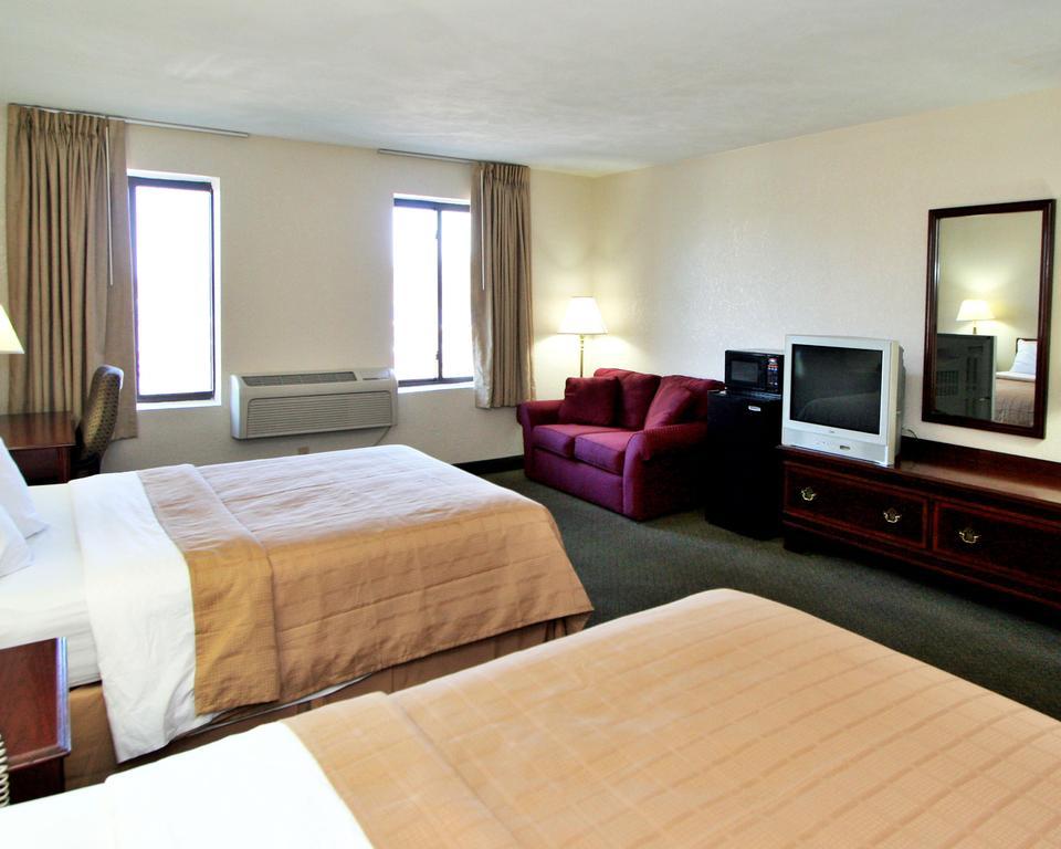 Quality Inn Waynesboro