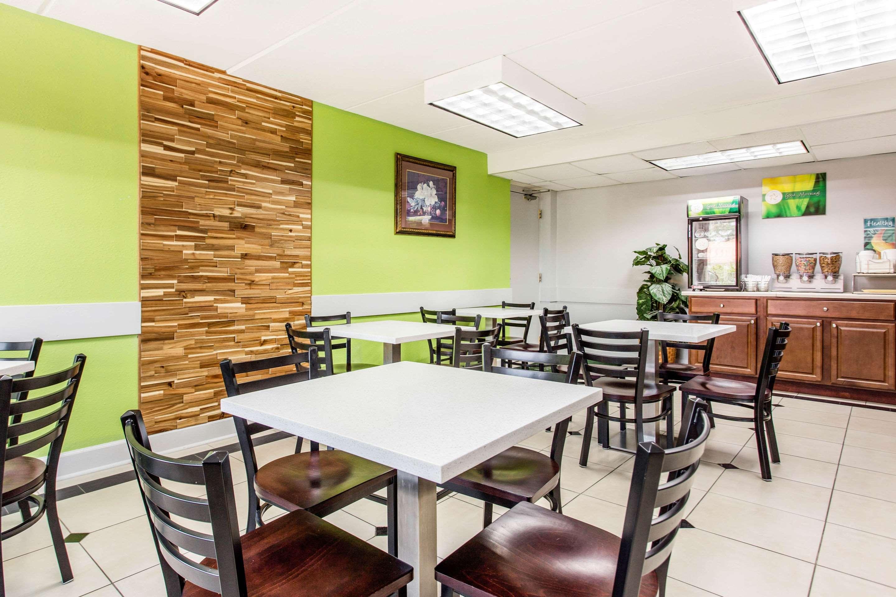 Quality Inn & Suites Vidalia Area