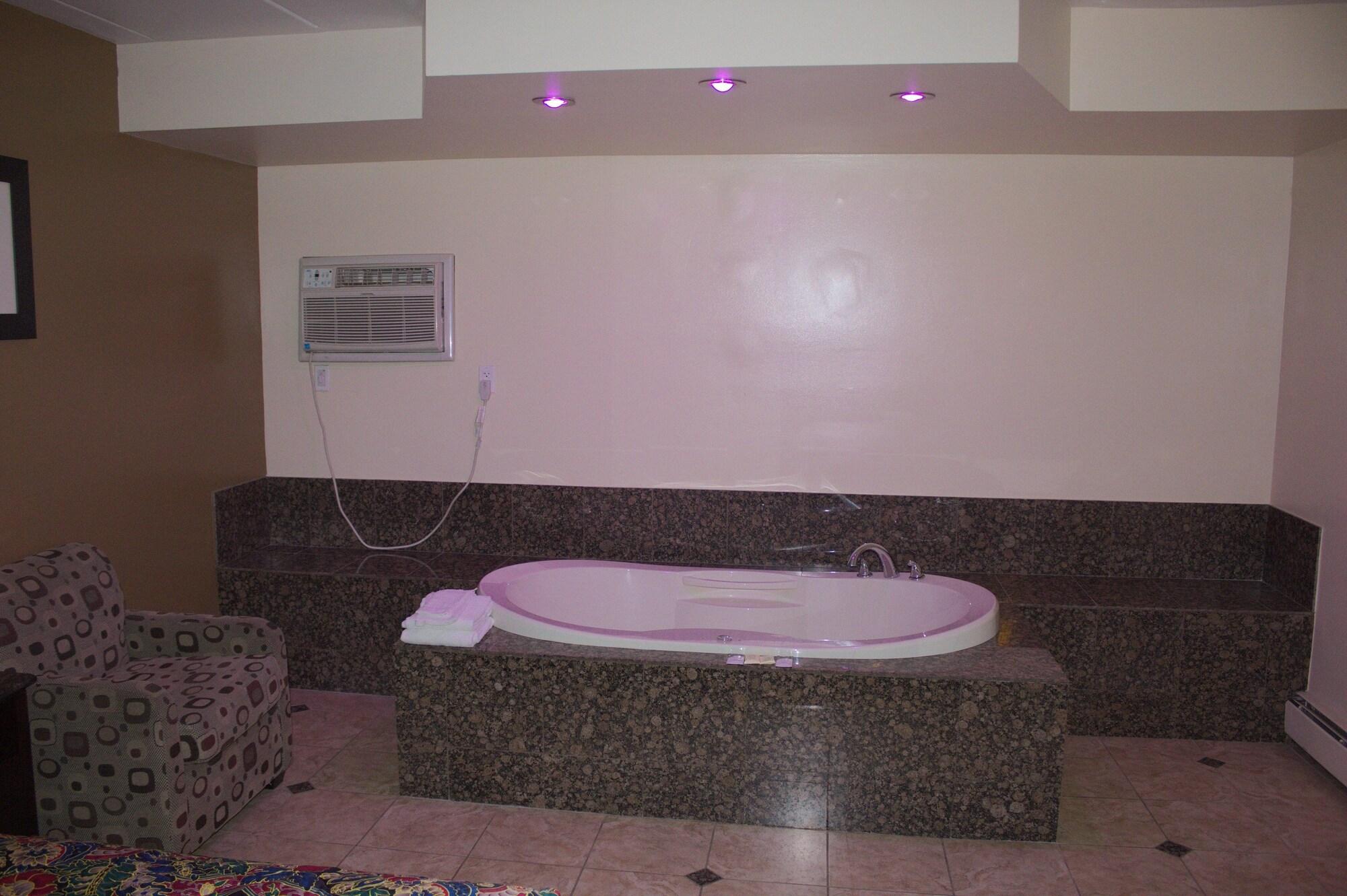 Rodeway Inn & Suites