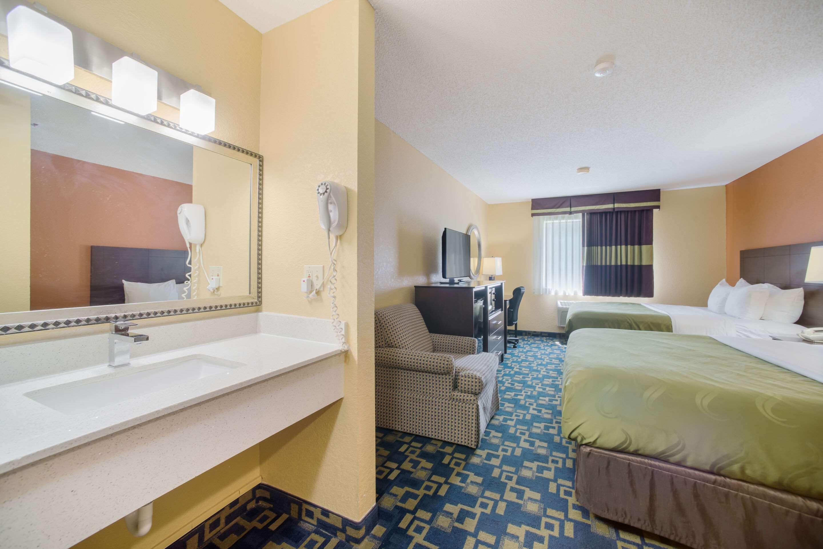 Quality Inn O'Fallon Il - St. Louis