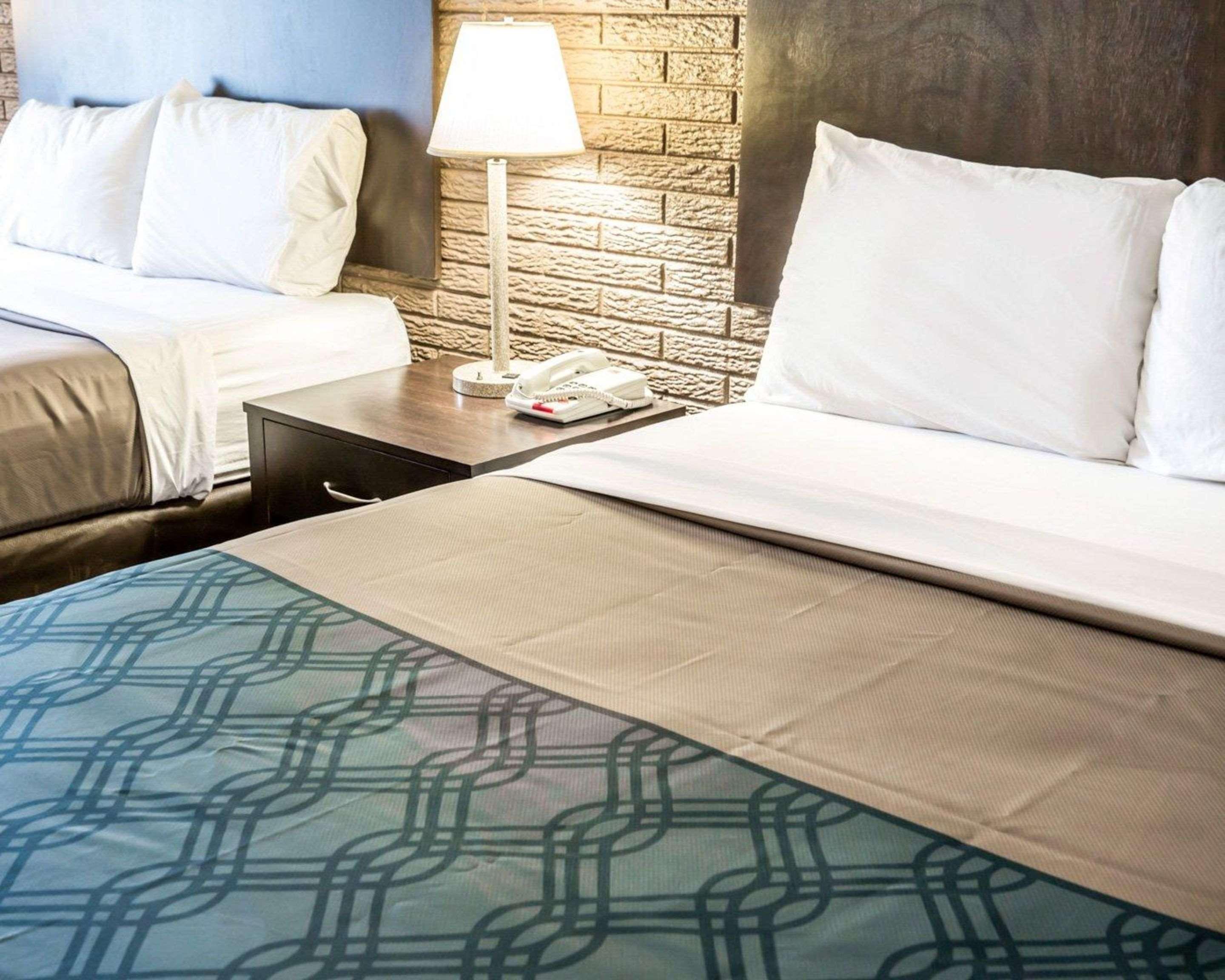 Rodeway Inn & Suites Wilmington North