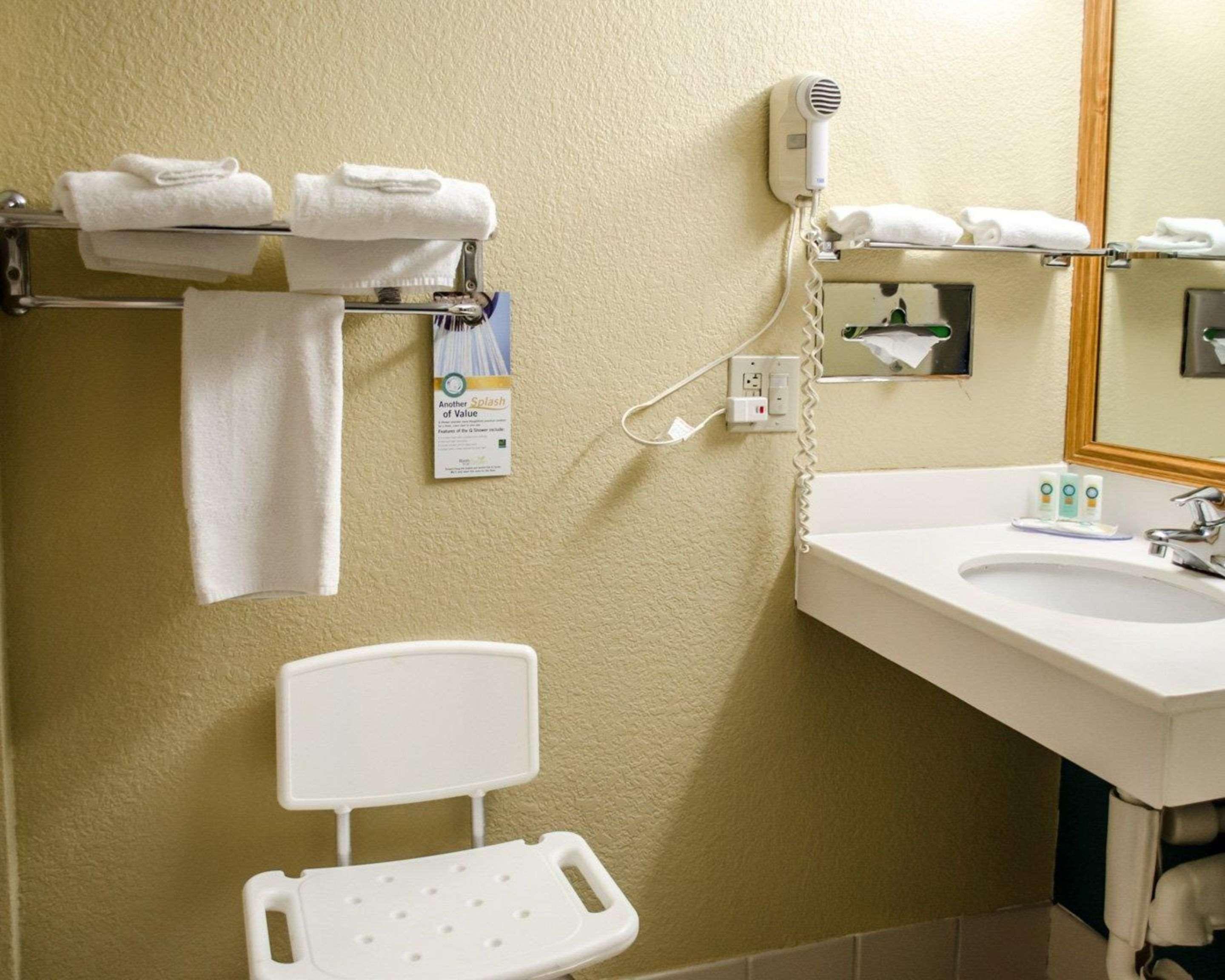 Quality Inn & Suites Medina- Akron West