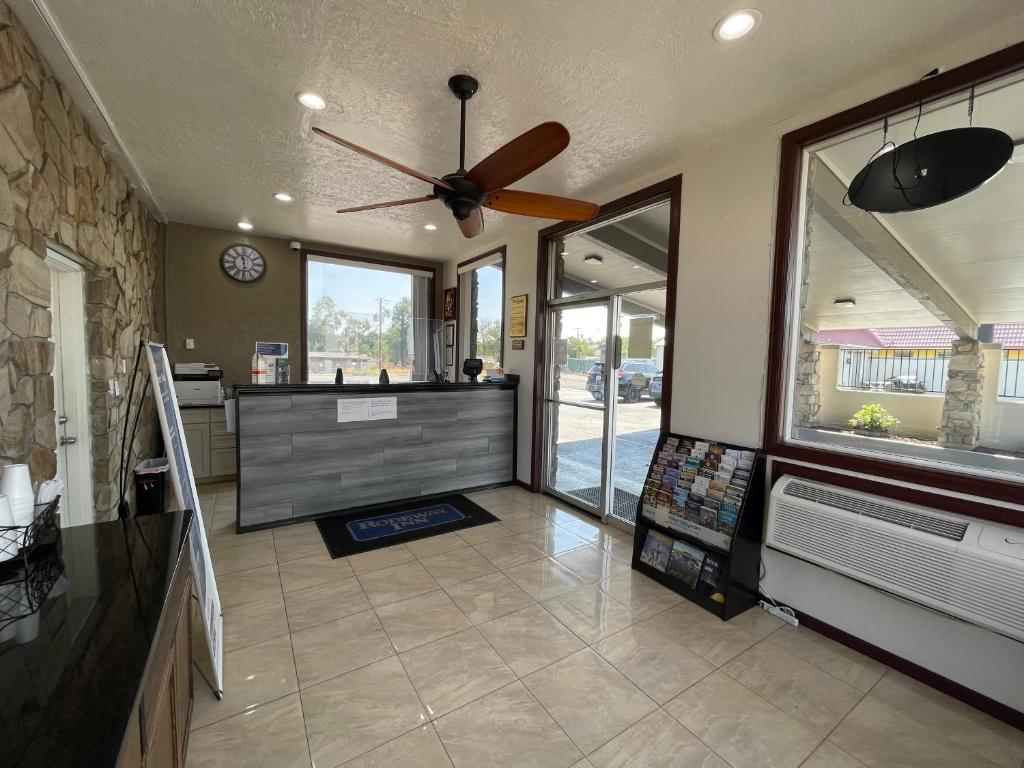 Rodeway Inn & Suites Hermiston