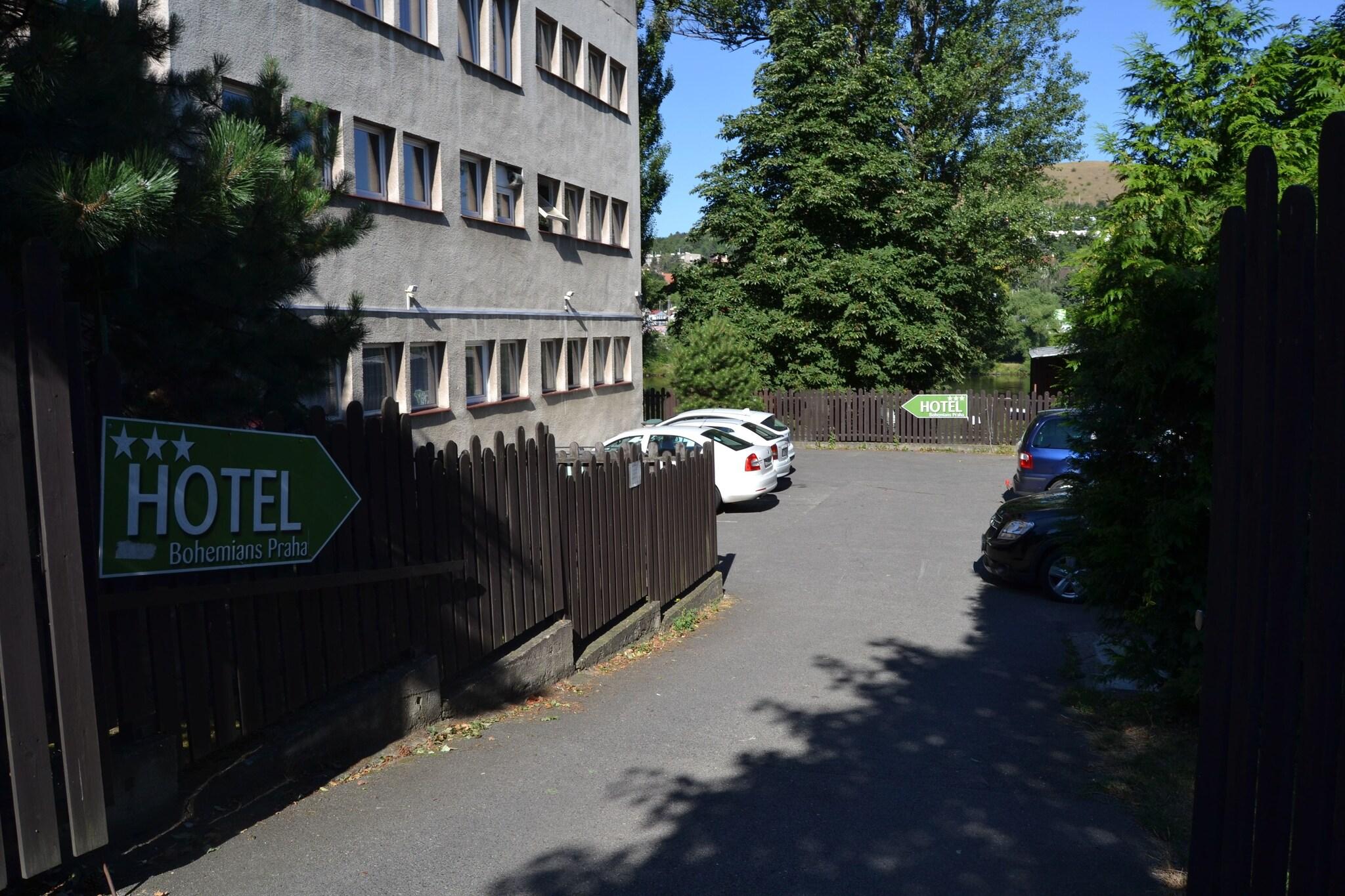 Hotel Bohemians