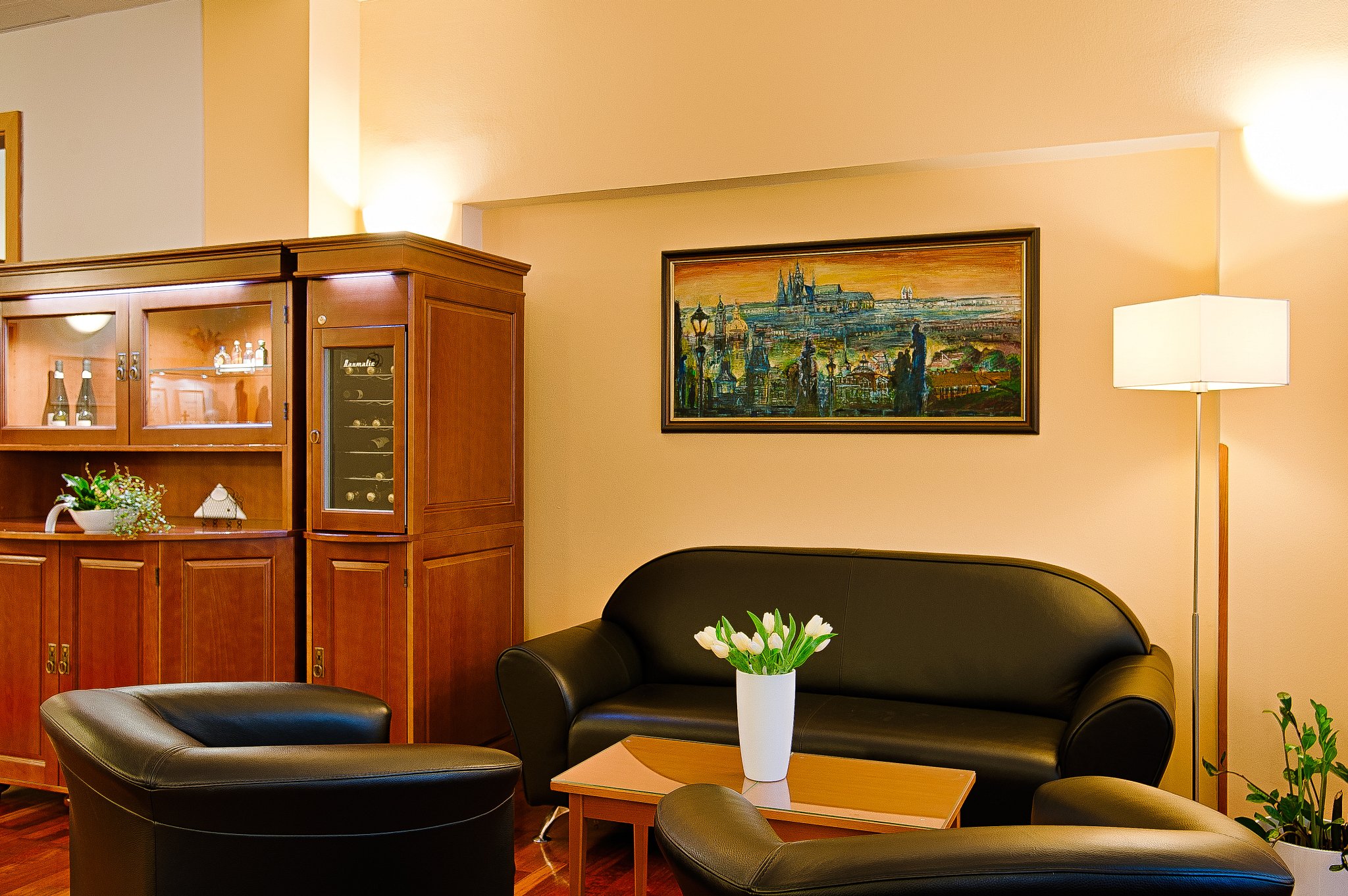 Cloister Inn - photo