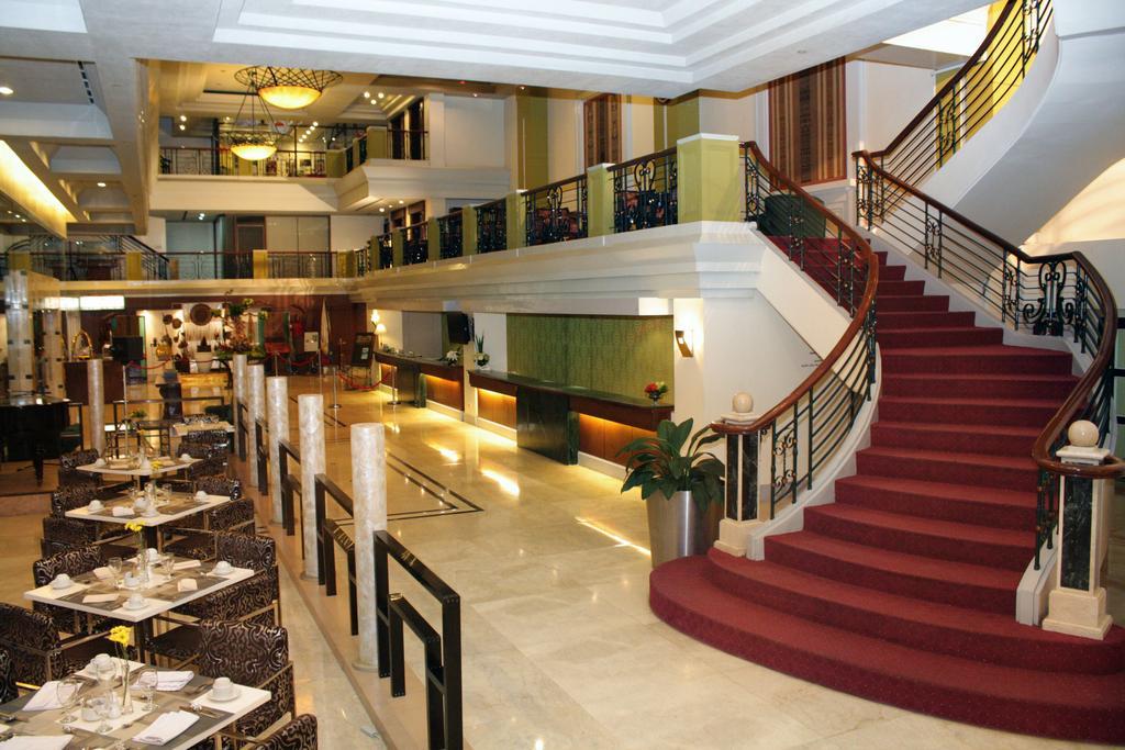 The Royal Mandaya Hotel by null