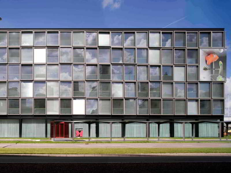 citizenM Schiphol Airport by null