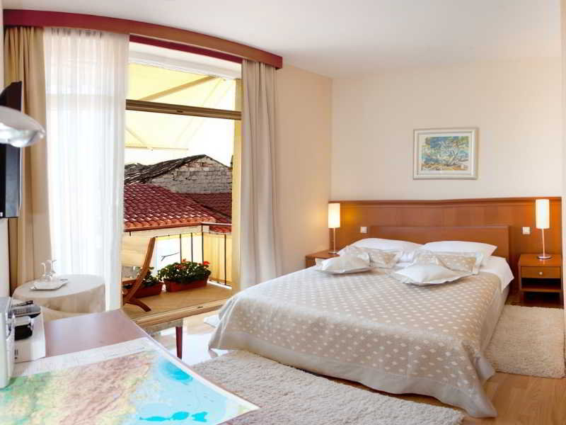 Hotel Royal Suites - Poză