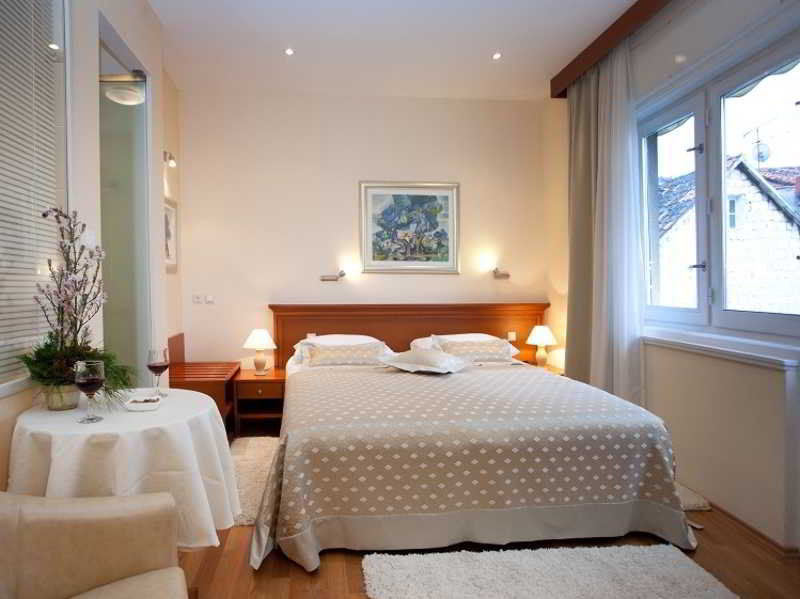 Hotel Royal Suites - Poză