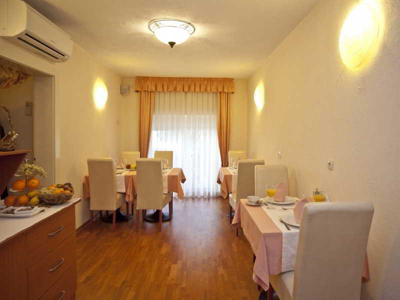 Hotel Royal Suites - Poză