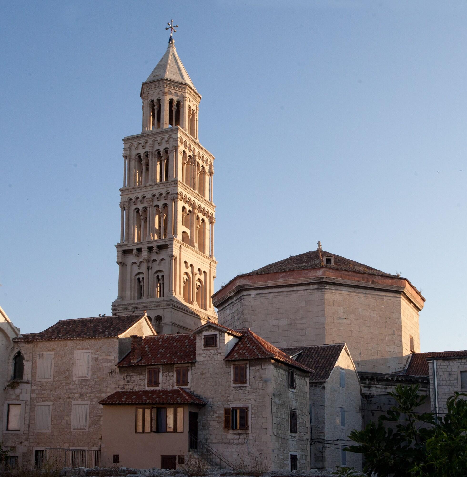 Hotel Royal Suites - Poză