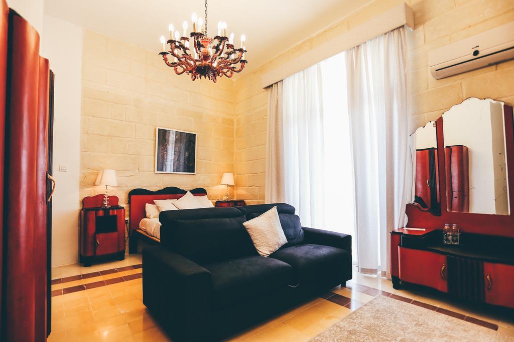 Point de Vue by null