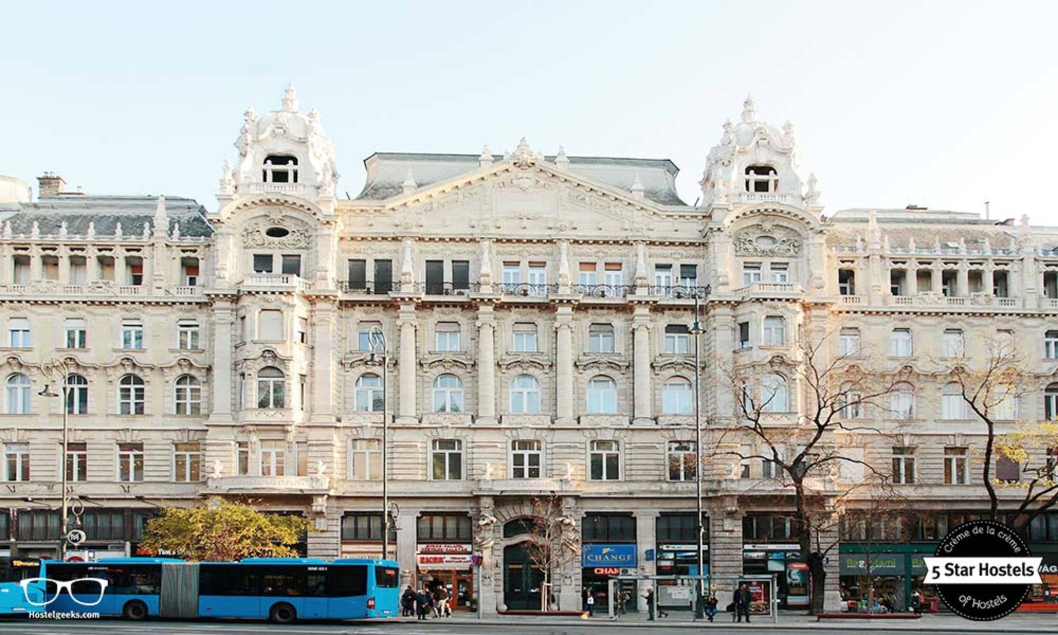 Maverick Hostel & Ensuites Budapest image