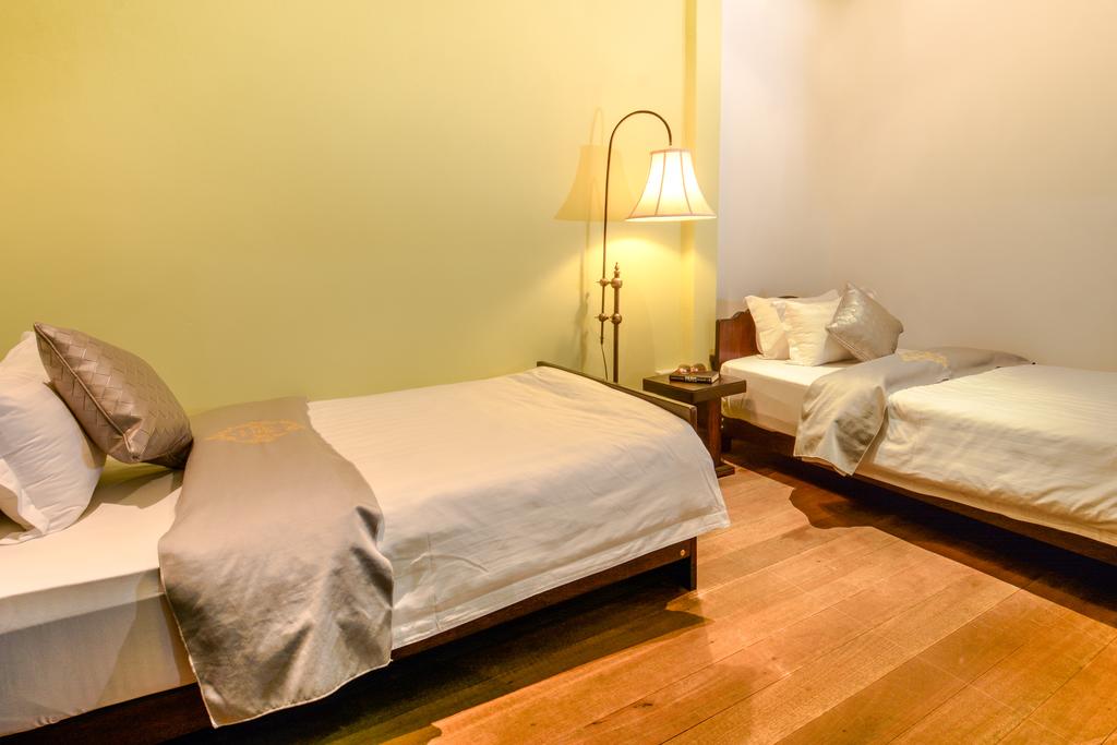 Museum Hotel by null