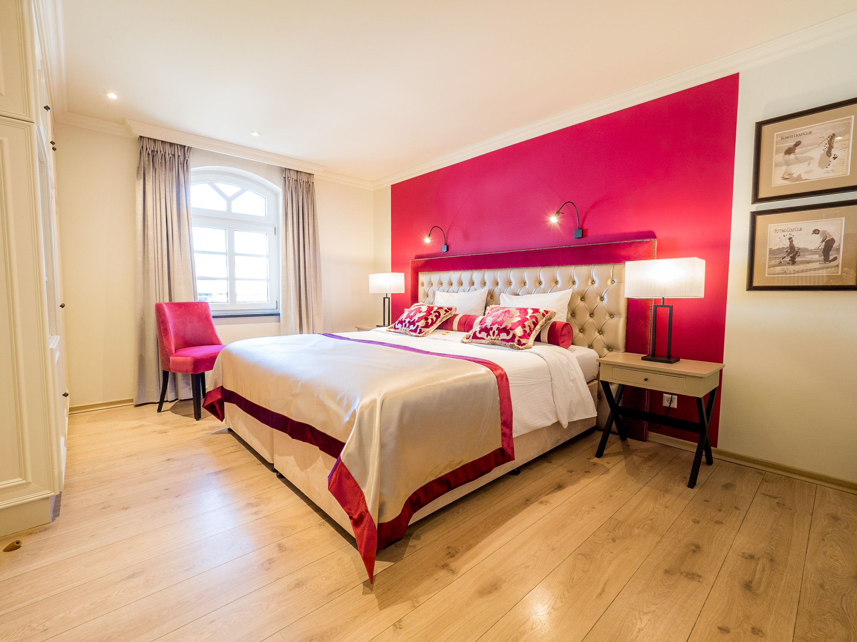 Urspelt Castle by null