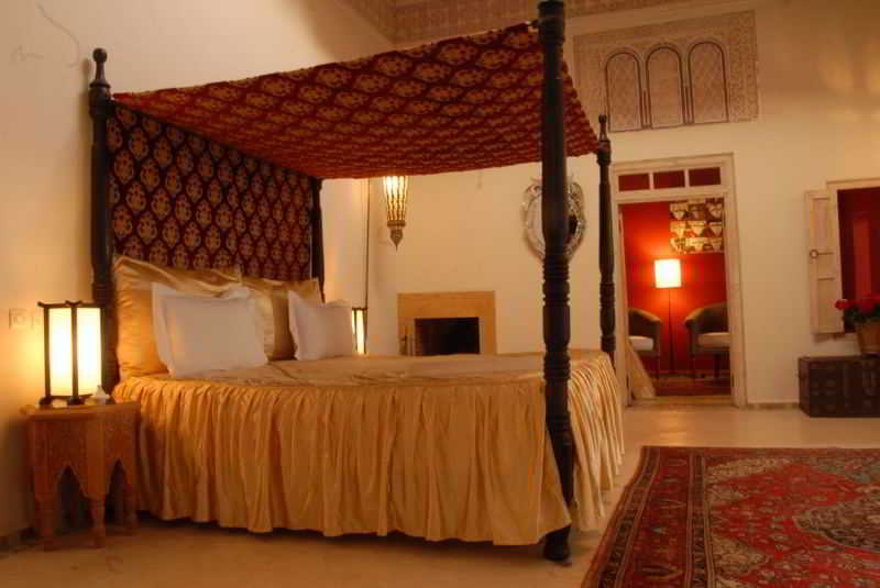 Riad Azoulay by null