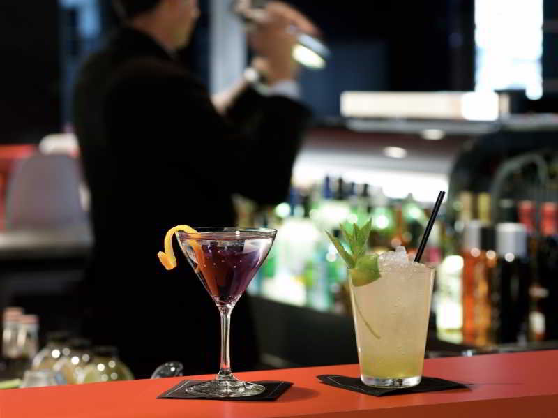 citizenM Amsterdam South hotel by null