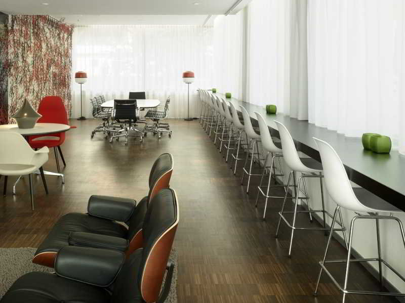 citizenM Amsterdam South hotel by null