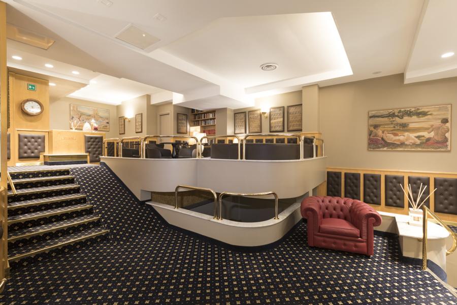 Hotel Mentana - photo