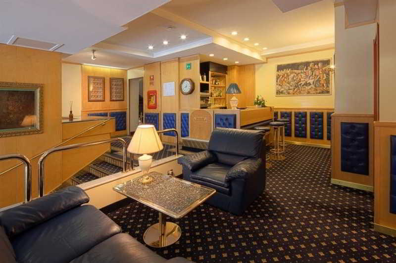 Hotel Mentana - photo