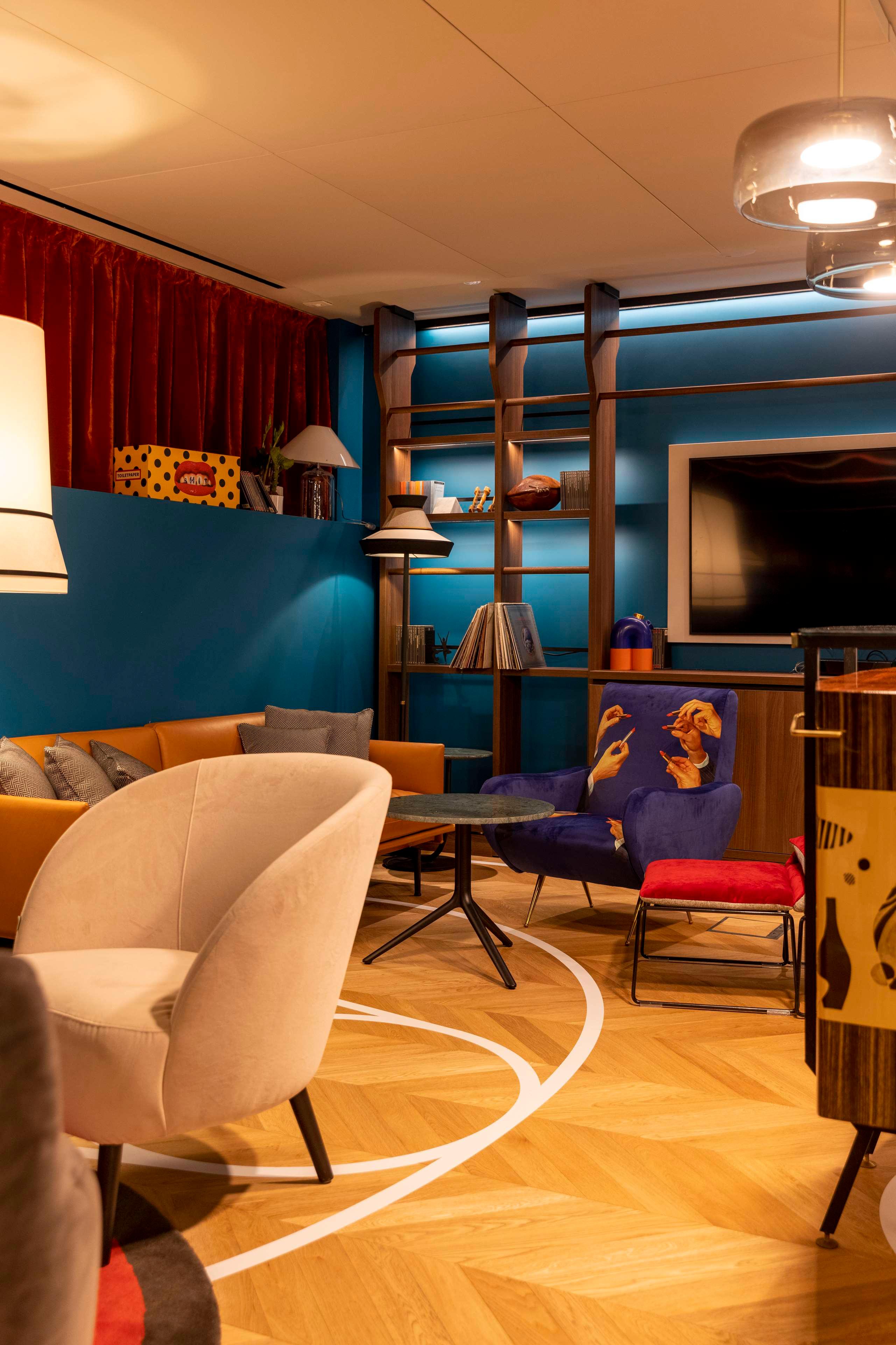 Urban Hive Hotel - photo