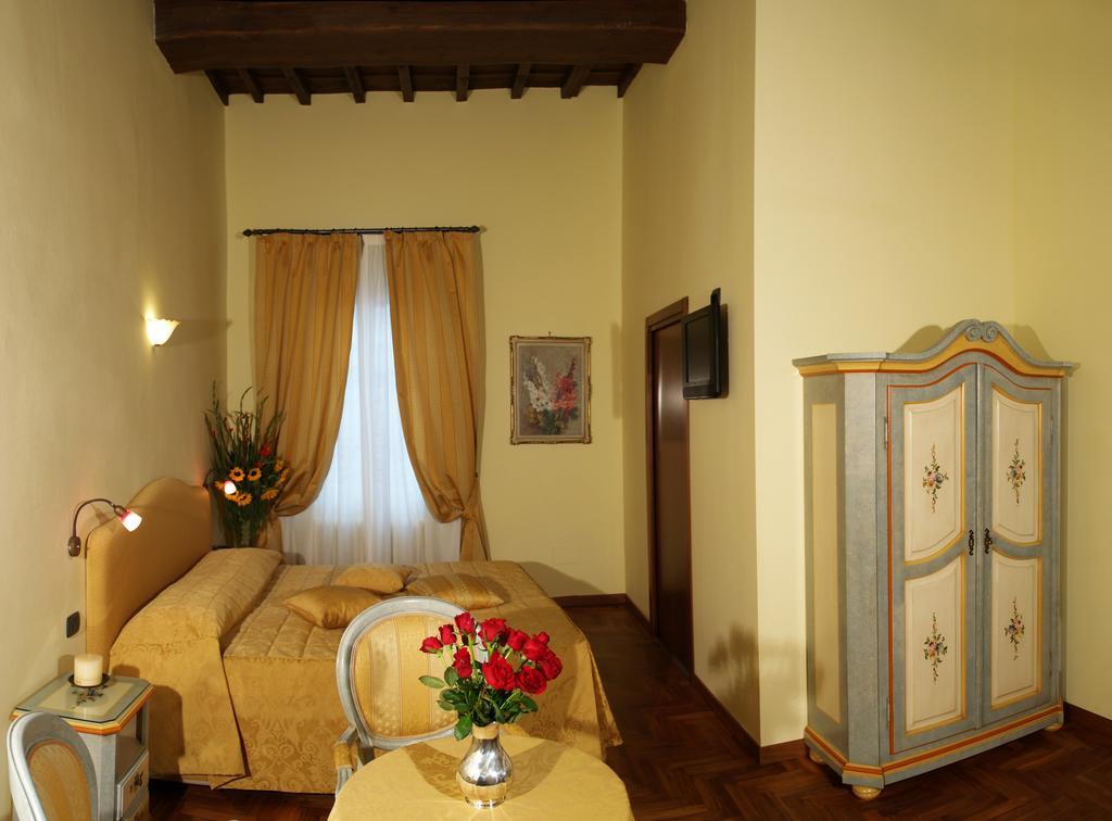 Residenza Della Signoria by null