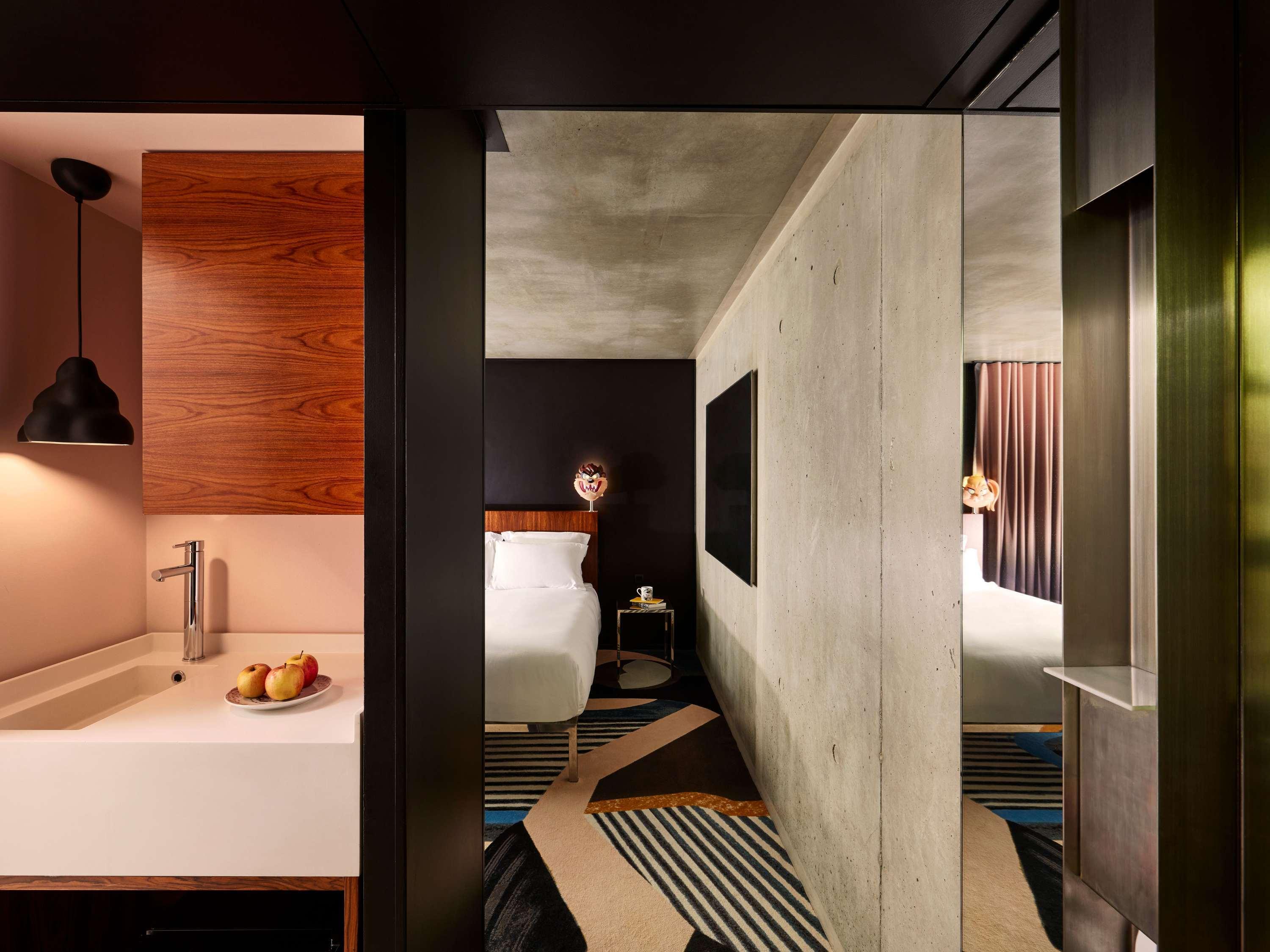 Mama Shelter Paris East by null