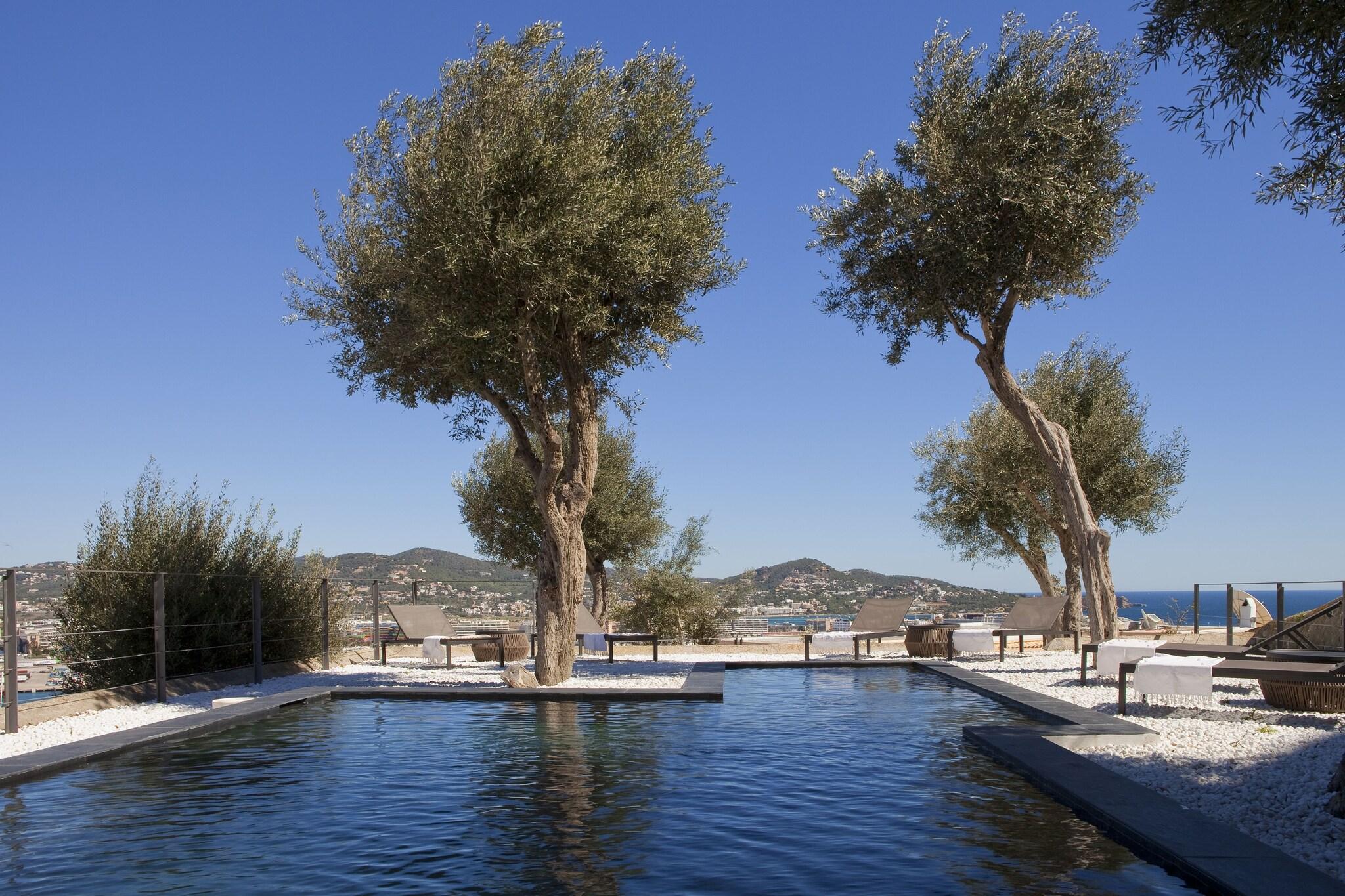 La Torre del Canonigo, an SLH Hotel by null