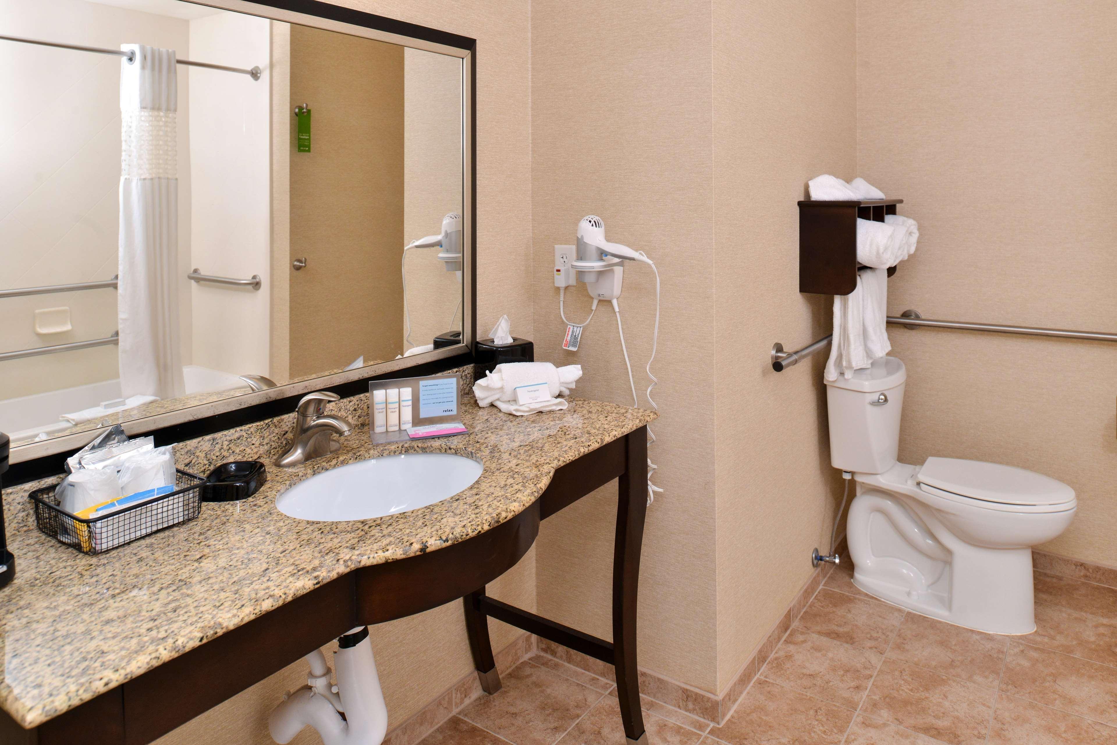 Hampton Inn by Hilton Dayton South