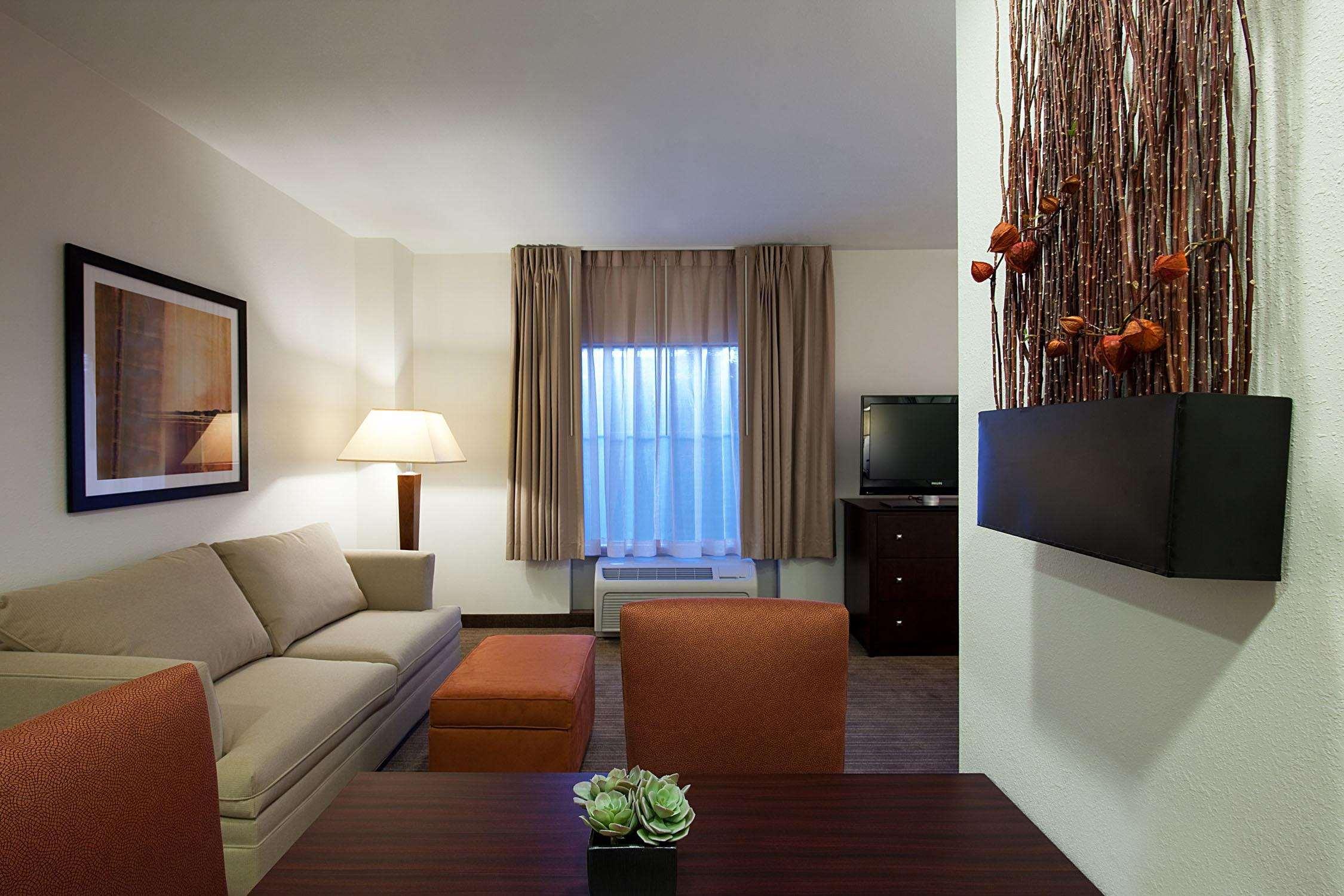 Homewood Suites by Hilton St. Louis - Galleria