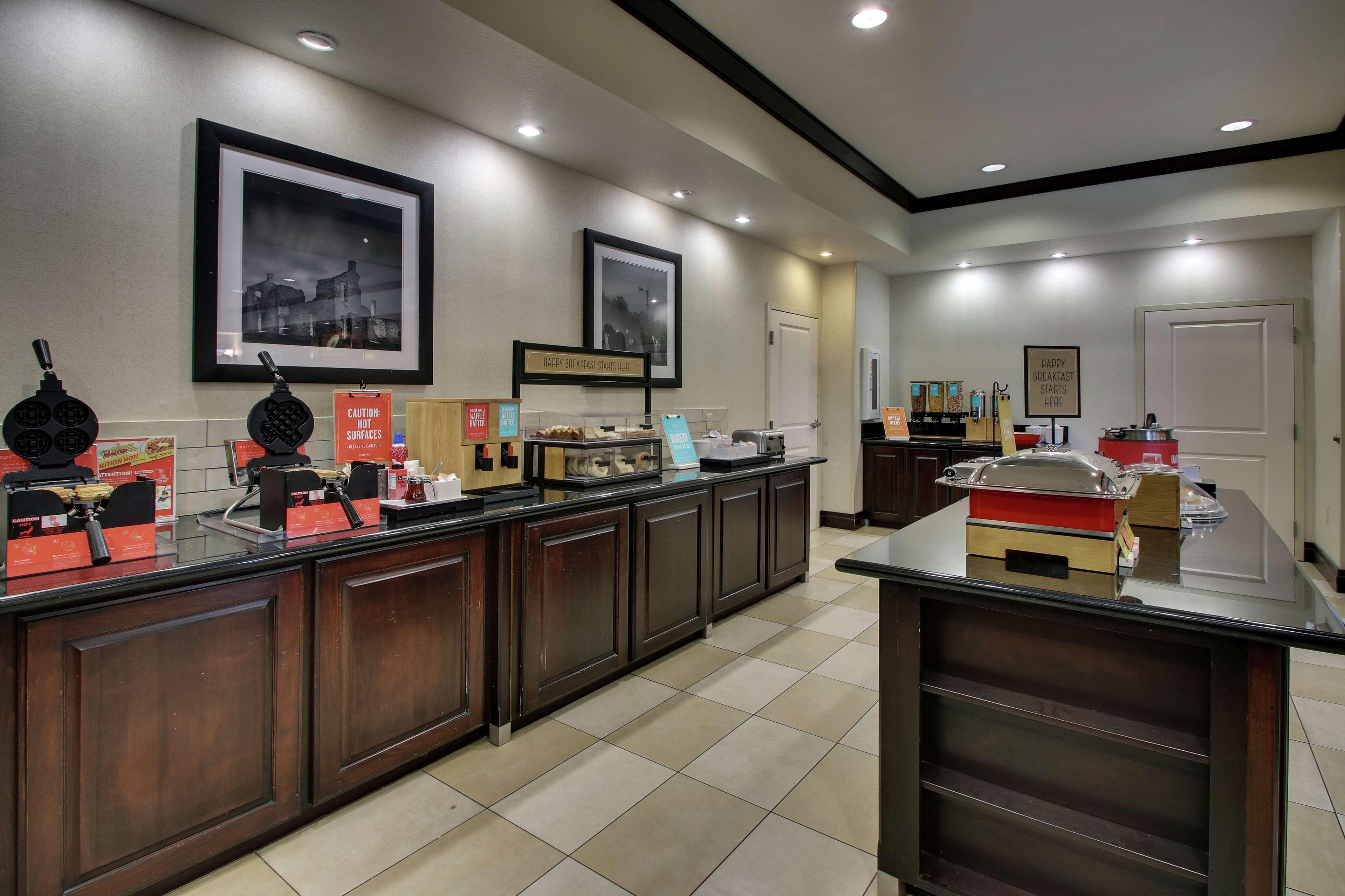 Hampton Inn Vernon