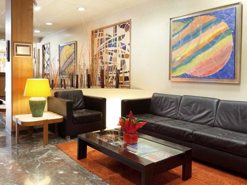 Aparthotel Silver Barcelona by null