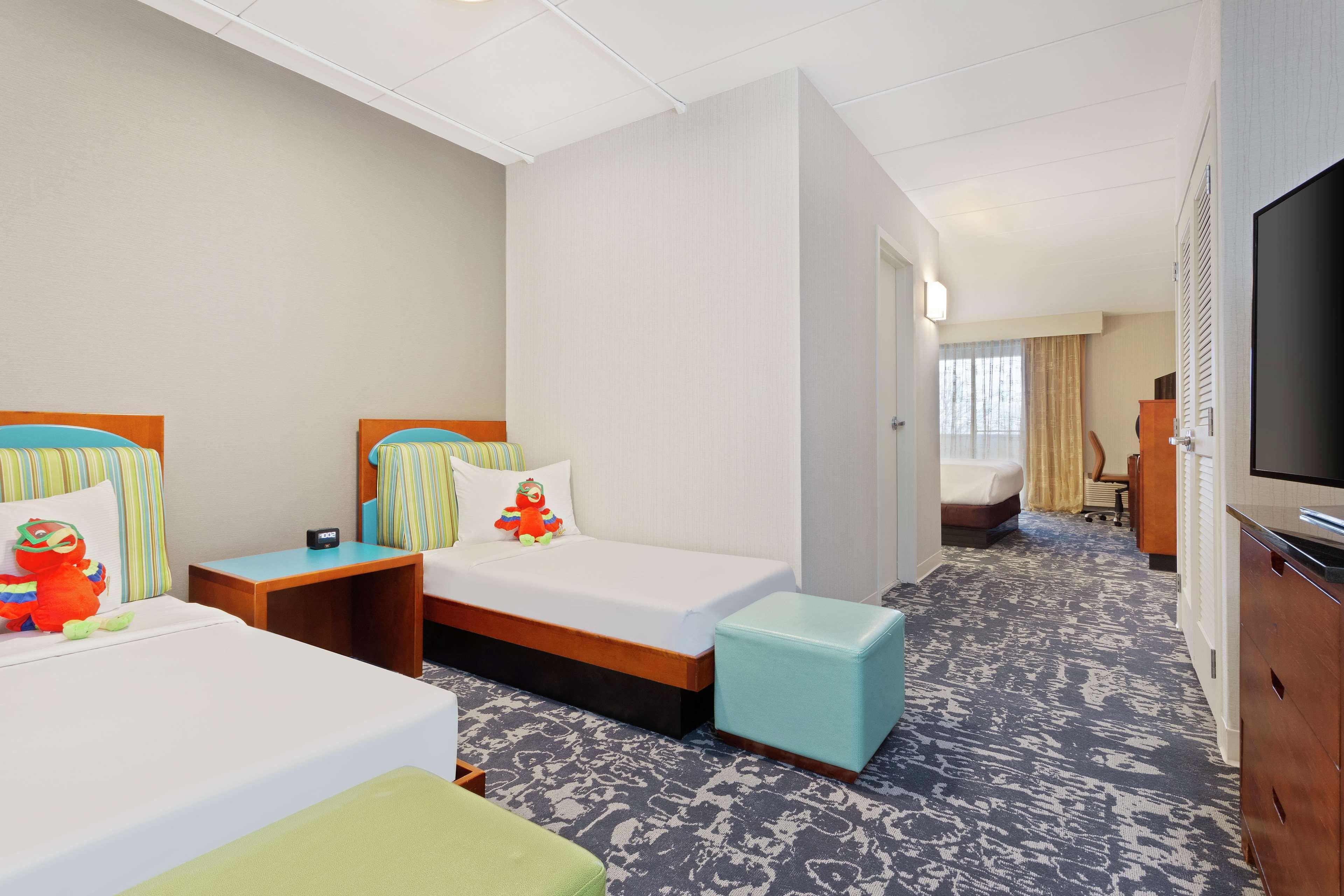 DoubleTree by Hilton Hotel Boston North Shore by null