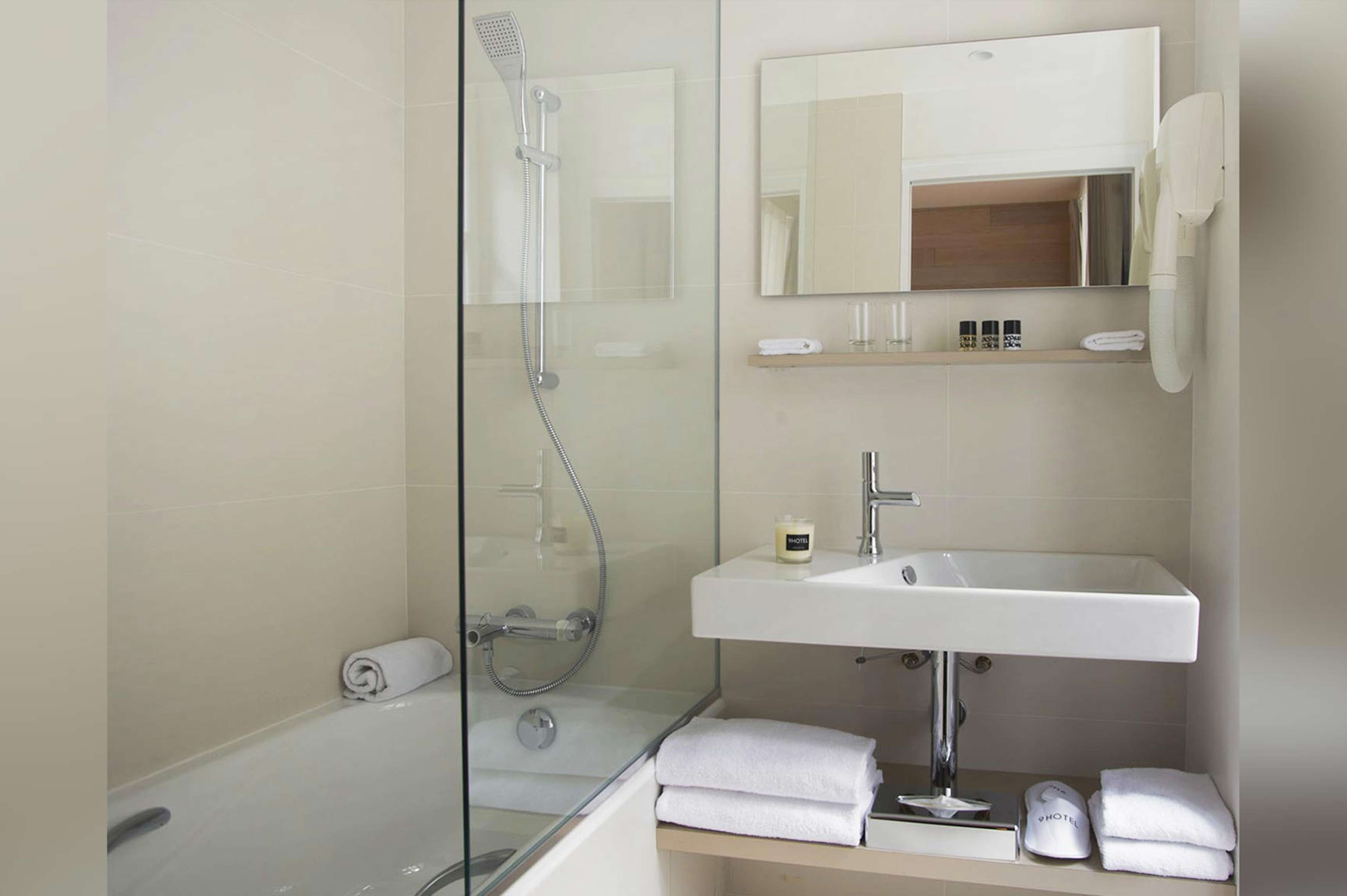 9Hotel Opéra by null