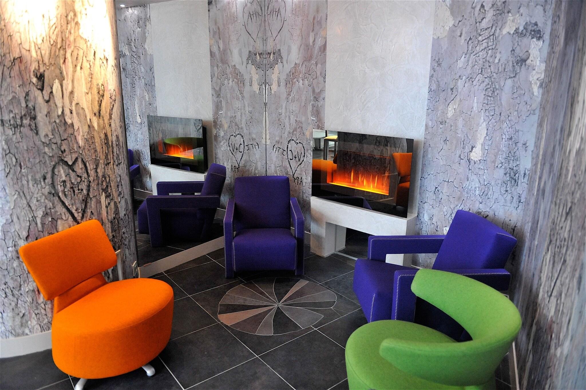 Apostrophe Hotel by null