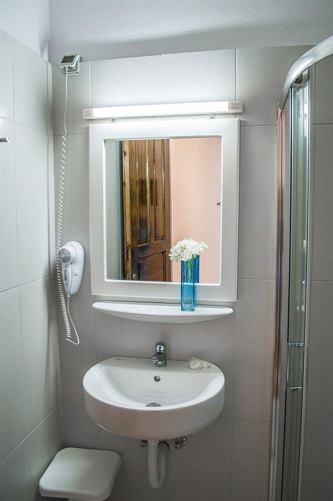 Folies Corfu Town Apartments - Poză