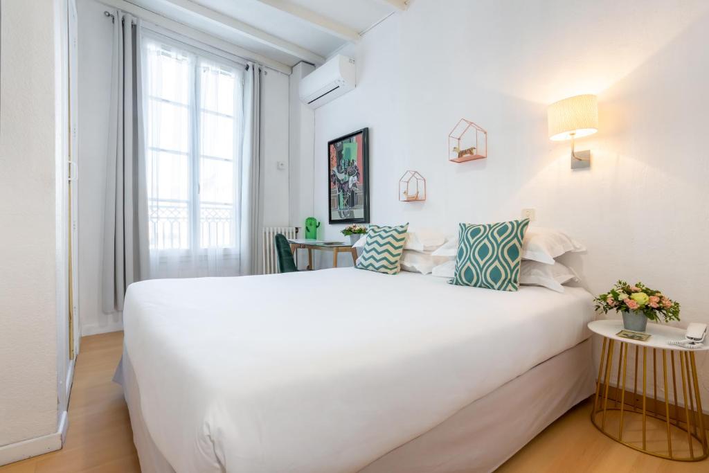 Hôtel Le Relais de Poste Arles Centre Historique by null