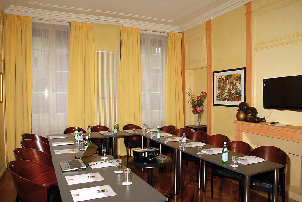 Hotel du Palais de l'Isle Annecy by null